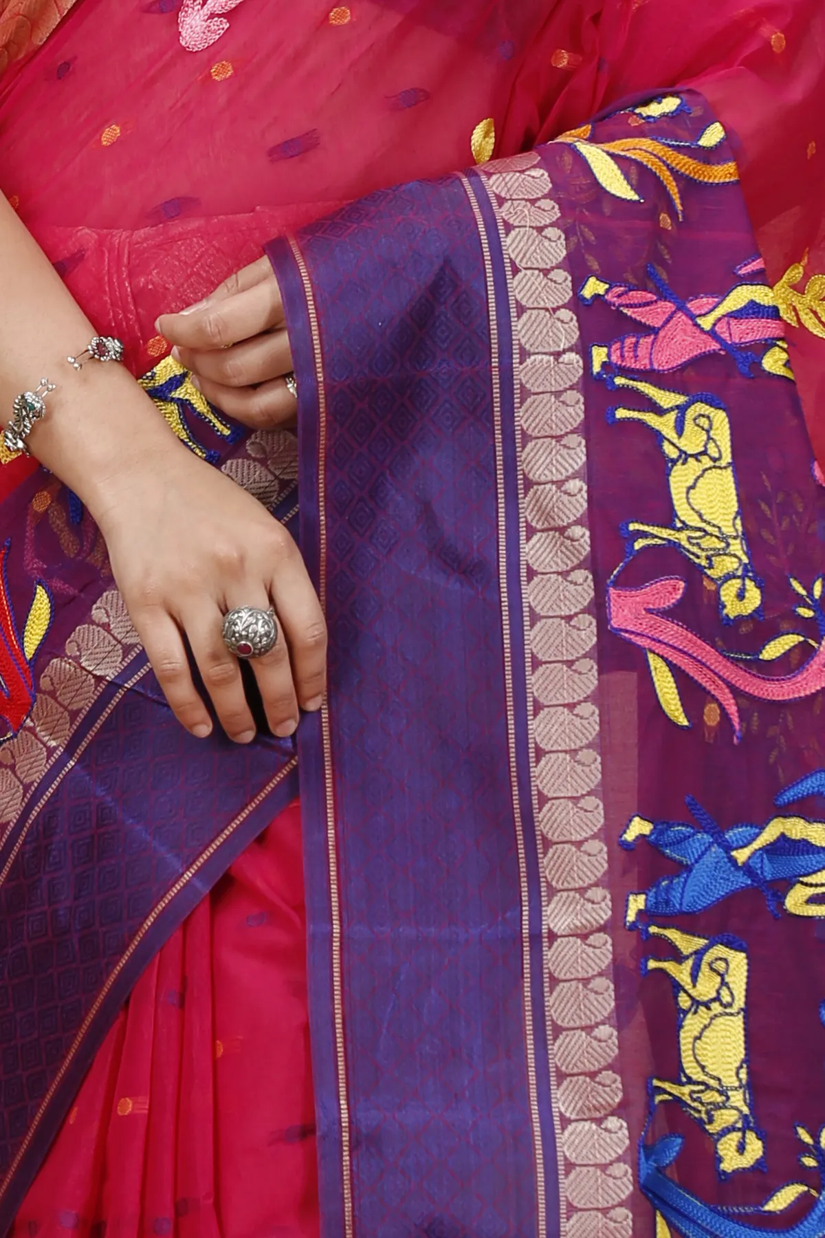 DipDiya Pure Cotton Pink Embi Ganga Agri Pure Bengali Grace Embroidery Tant Sarees