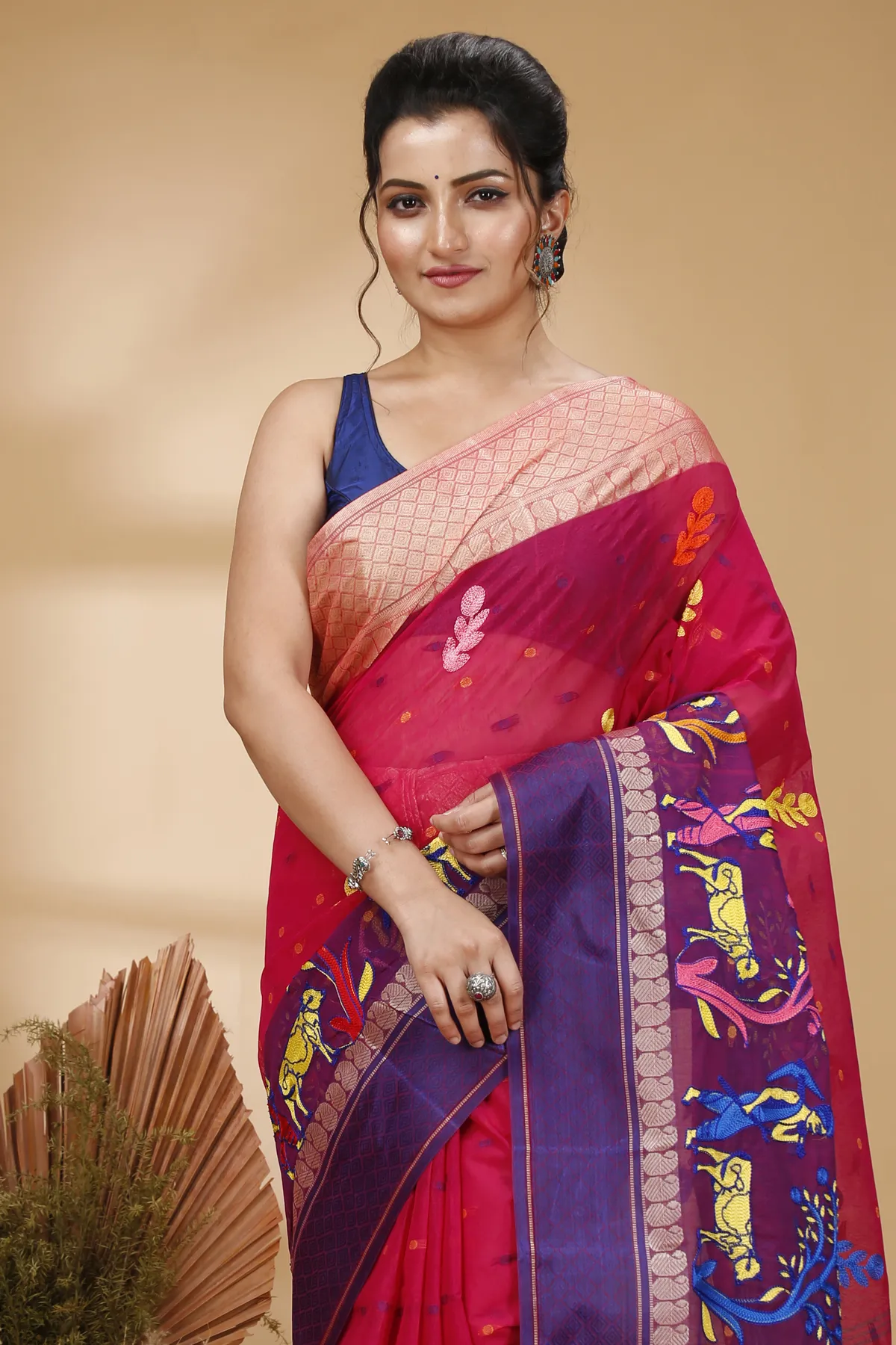 DipDiya Pure Cotton Pink Embi Ganga Agri Pure Bengali Grace Embroidery Tant Sarees