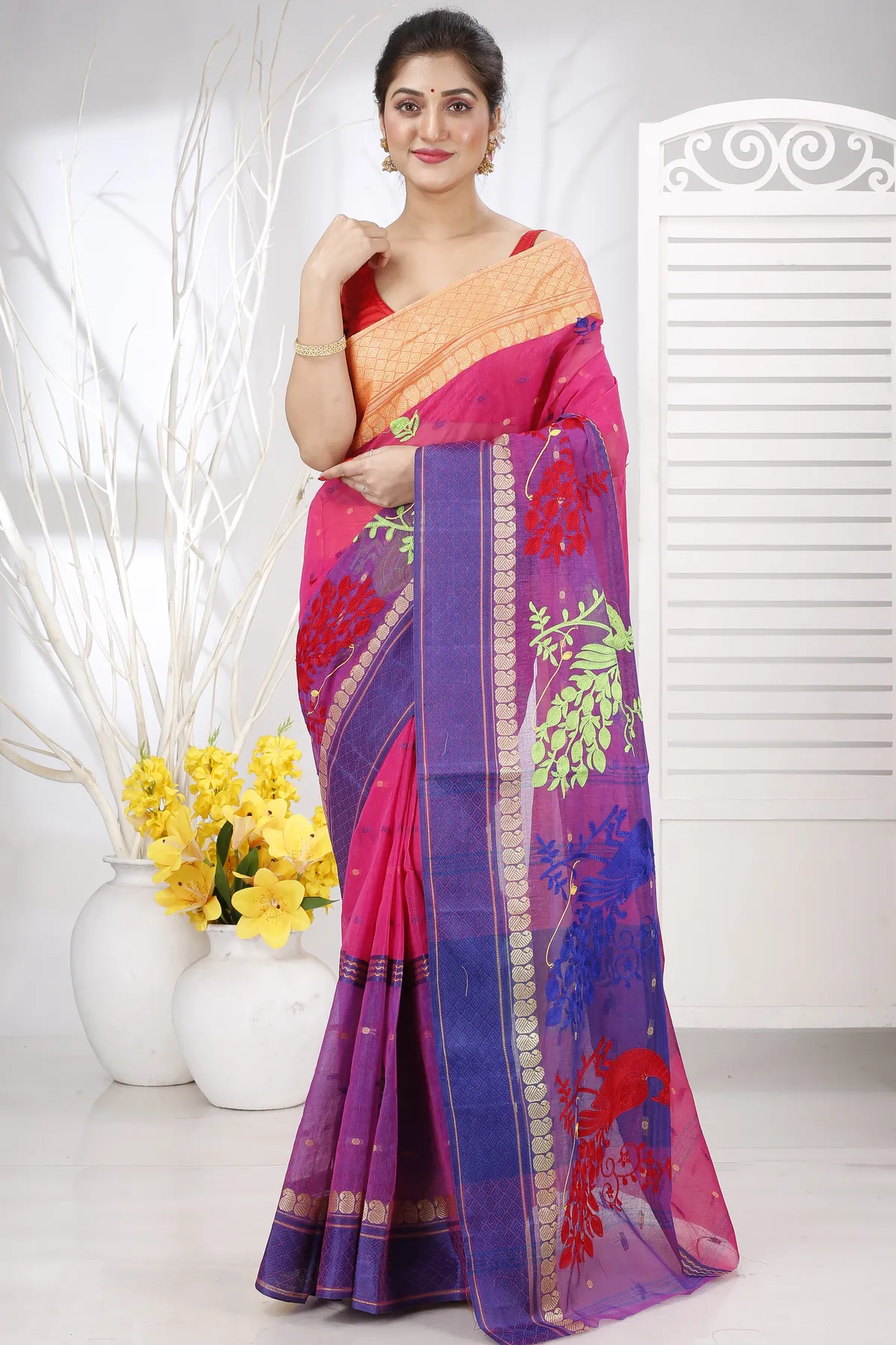 DipDiya Pure Cotton Pink Embi Ganga Moyur Artisan Crafted Embroidery Tant Sarees