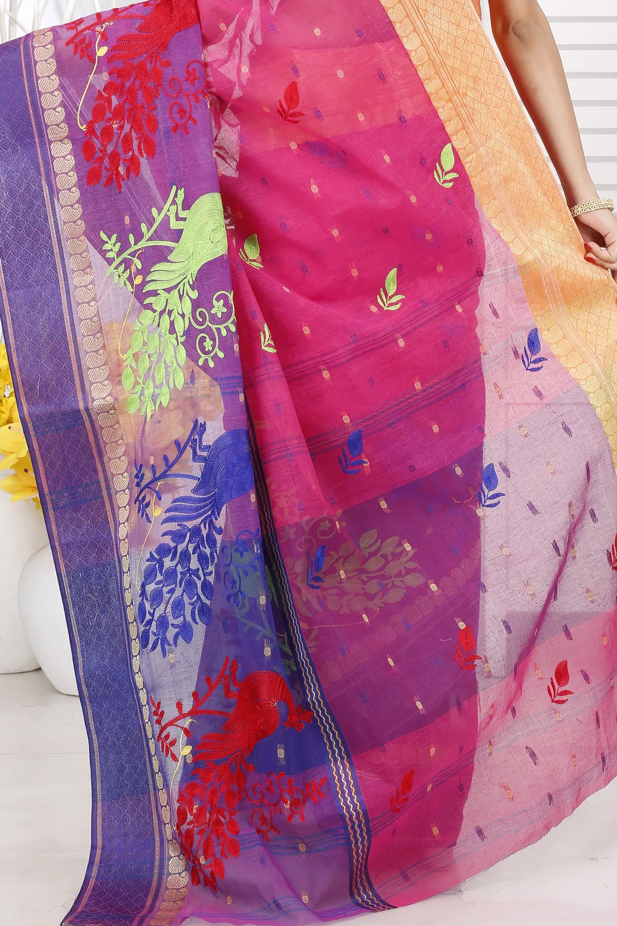 DipDiya Pure Cotton Pink Embi Ganga Moyur Artisan Crafted Embroidery Tant Sarees