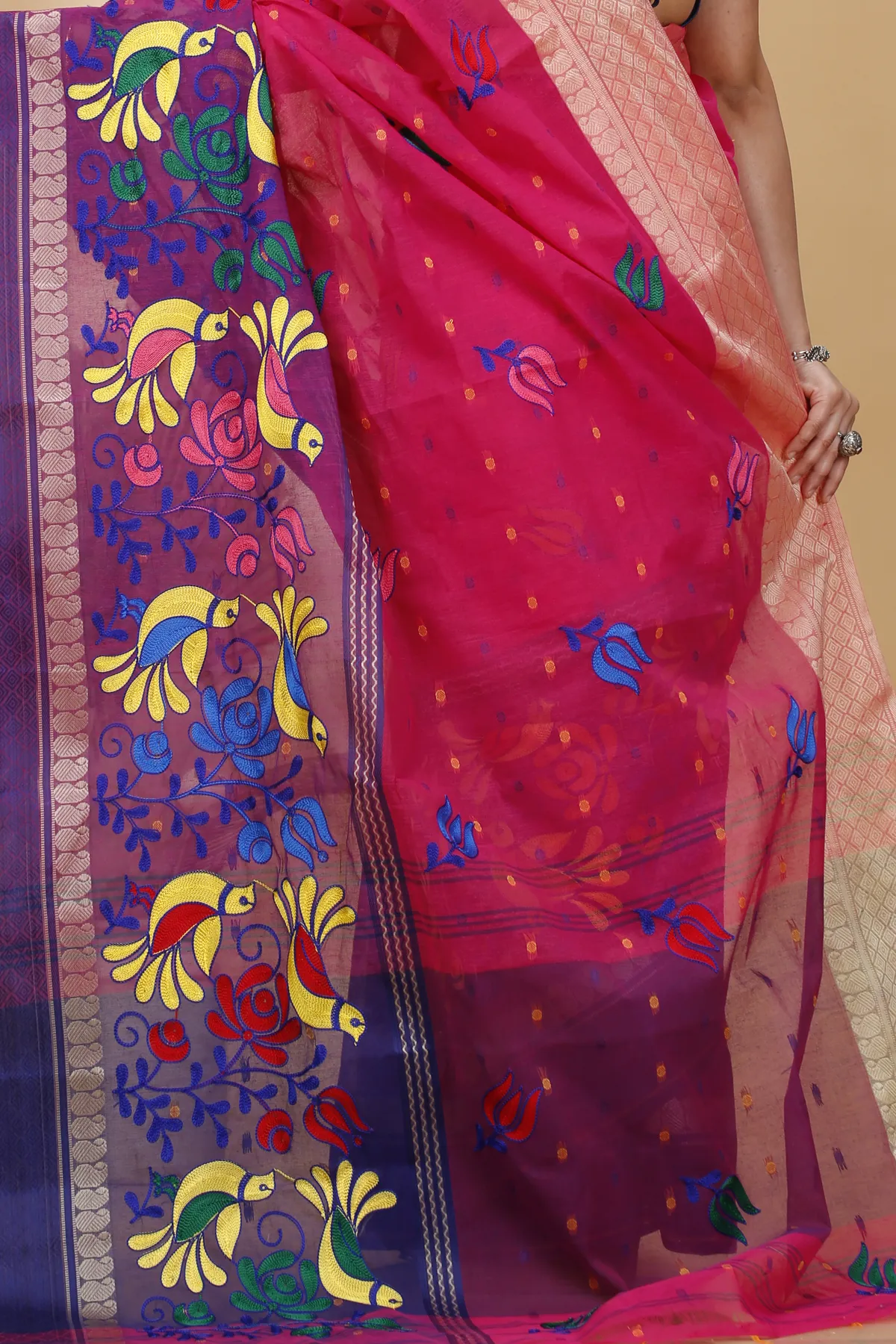 DipDiya Pure Cotton Pink Embi Ganga Sib Timeless Bengal Embroidery Tant Sarees