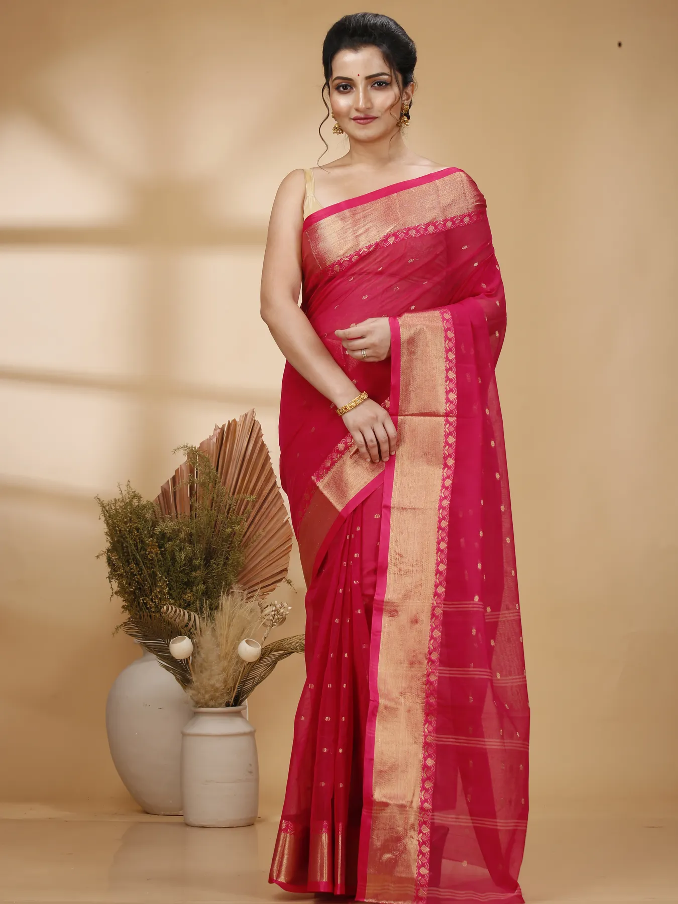 DipDiya Pure Cotton Pink JoriPar Masterfully Woven Tant Sarees