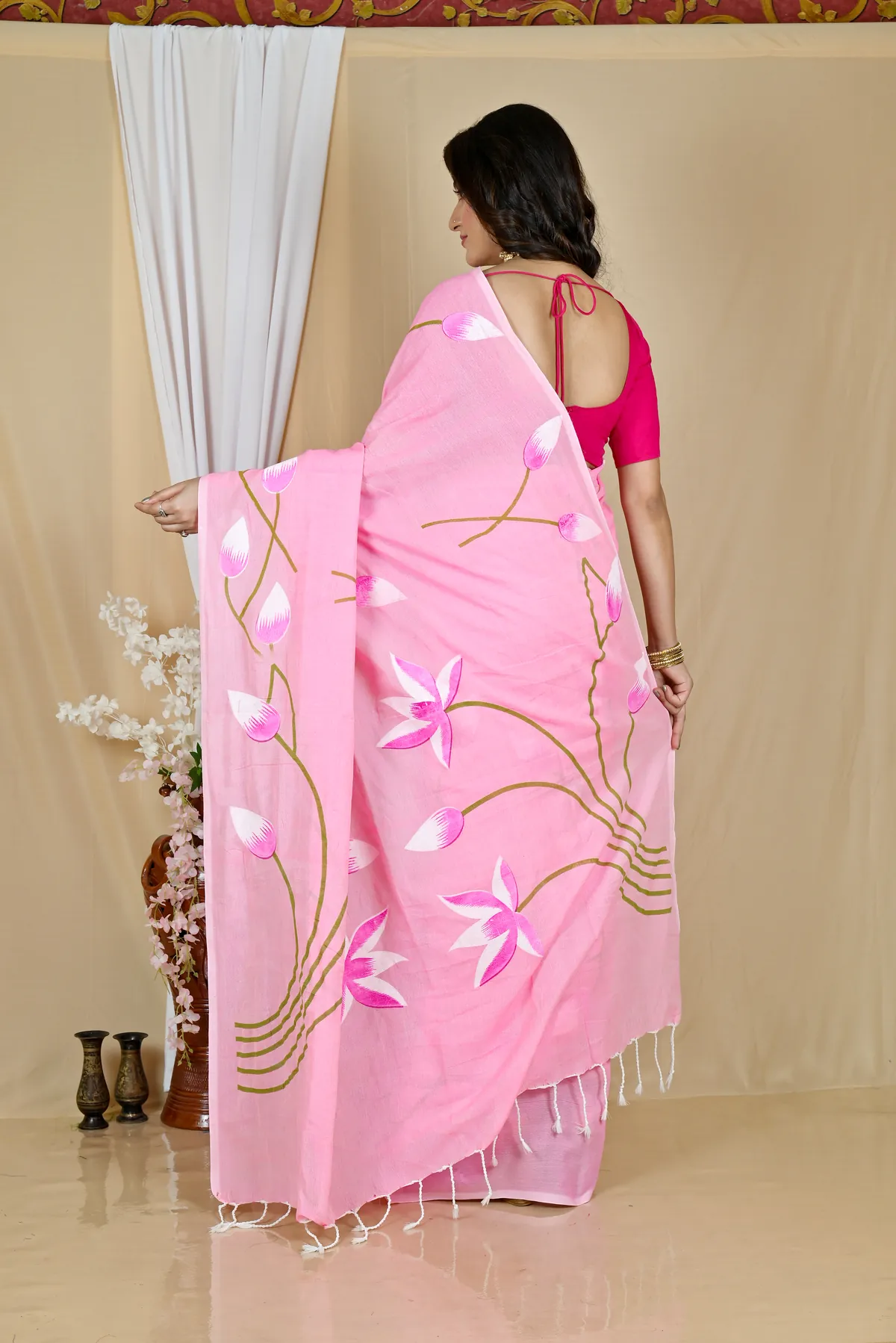 DipDiya Pure Cotton Pink Kamal Masterfully Woven Hand Painted Sarees