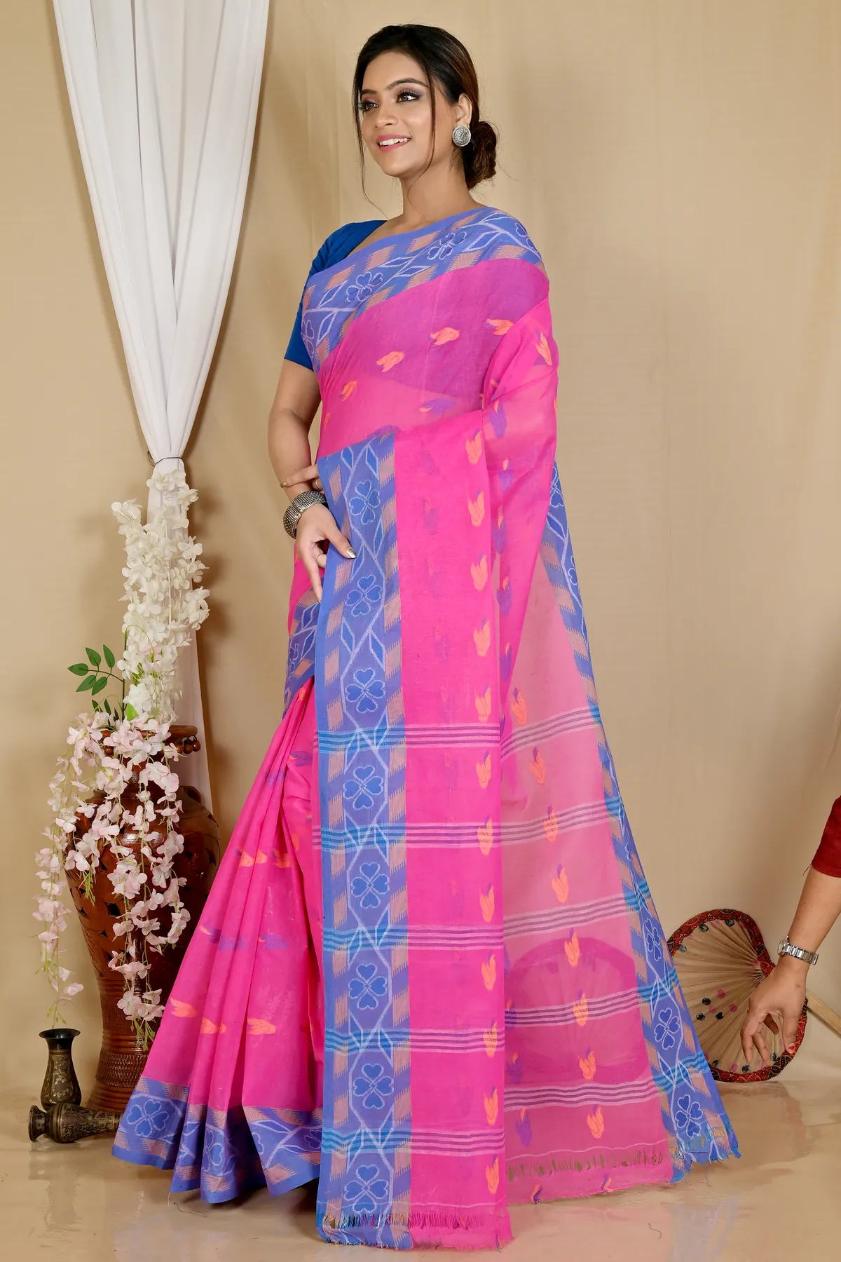 DipDiya Pure Cotton Pink Komtai Classic Grace Tant Sarees