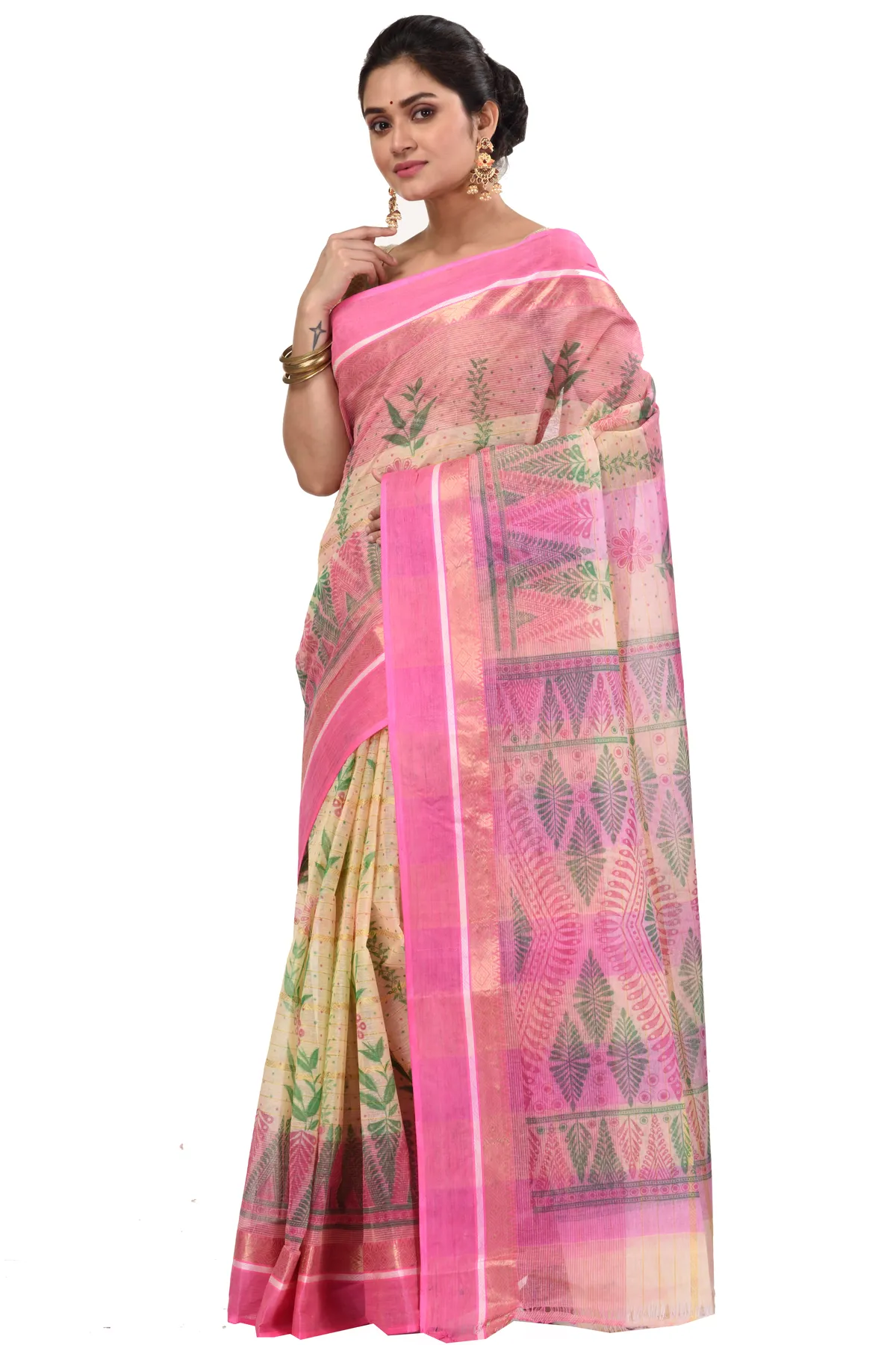 DipDiya Pure Cotton Pink Lata Pata Bengal in Every Thread Printed Tant Sarees