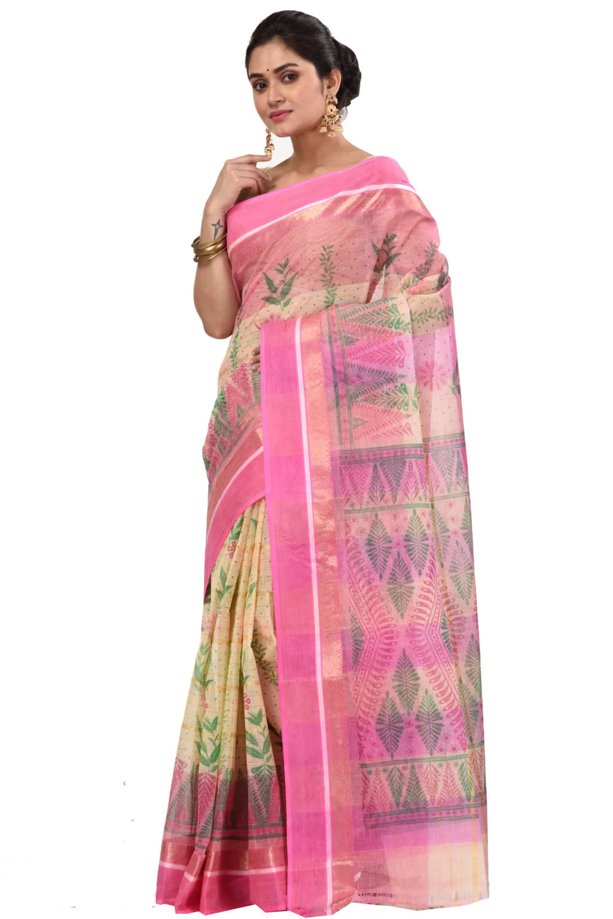 DipDiya Pure Cotton Pink Lata Pata Bengal in Every Thread Printed Tant Sarees