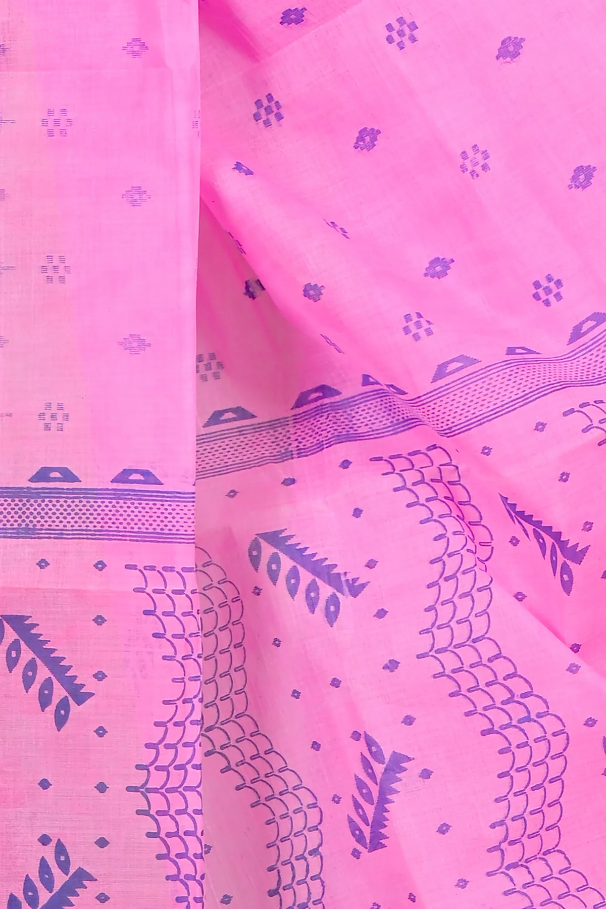 DipDiya Pure Cotton Pink Lupata Masterfully Woven Printed Tant Sarees