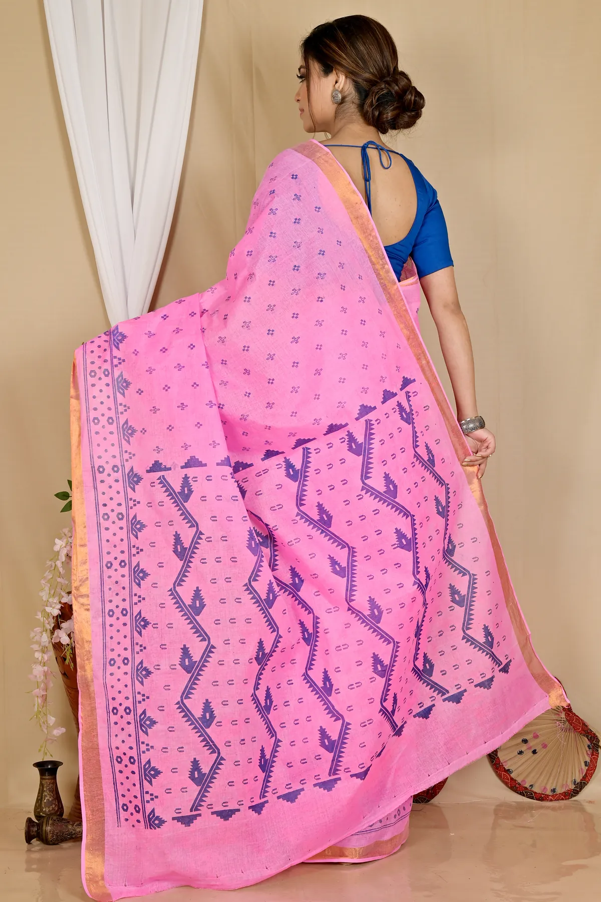 DipDiya Pure Cotton Pink Luvna Essence of Bengal Printed Tant Sarees