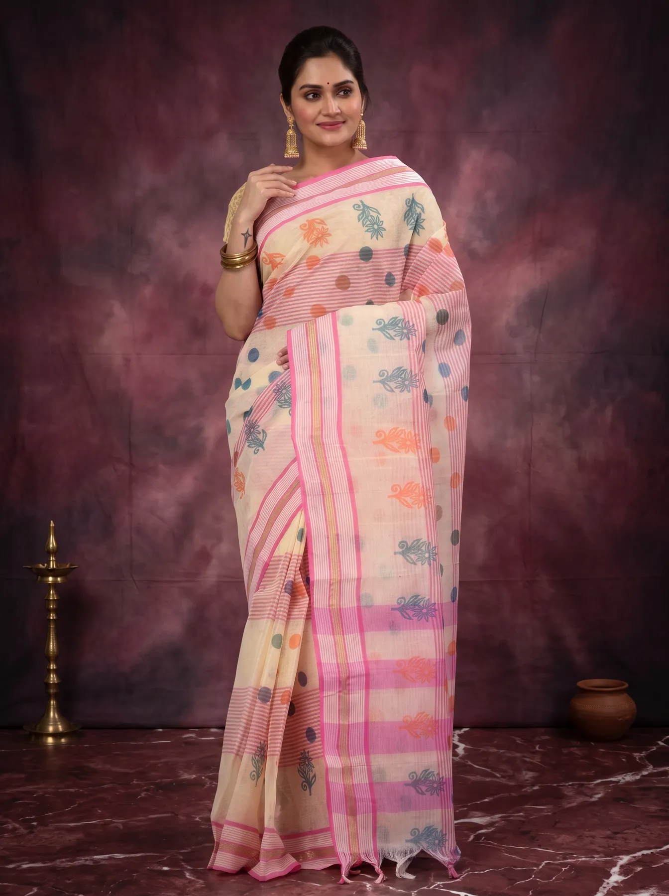 DipDiya Pure Cotton Pink Matha Saree Grace of Bengal Printed Tant Sarees