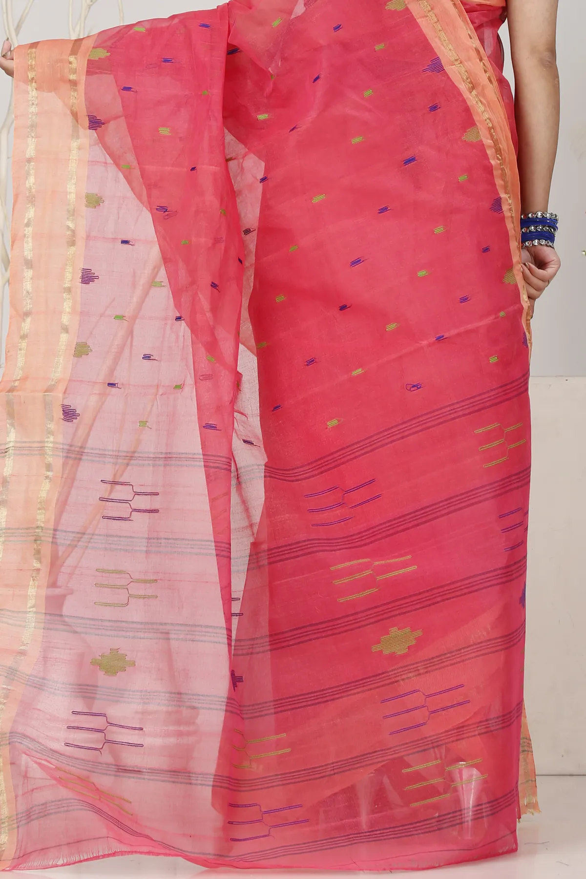 DipDiya Pure Cotton Pink Metu Bengal’s Legacy Tant Sarees