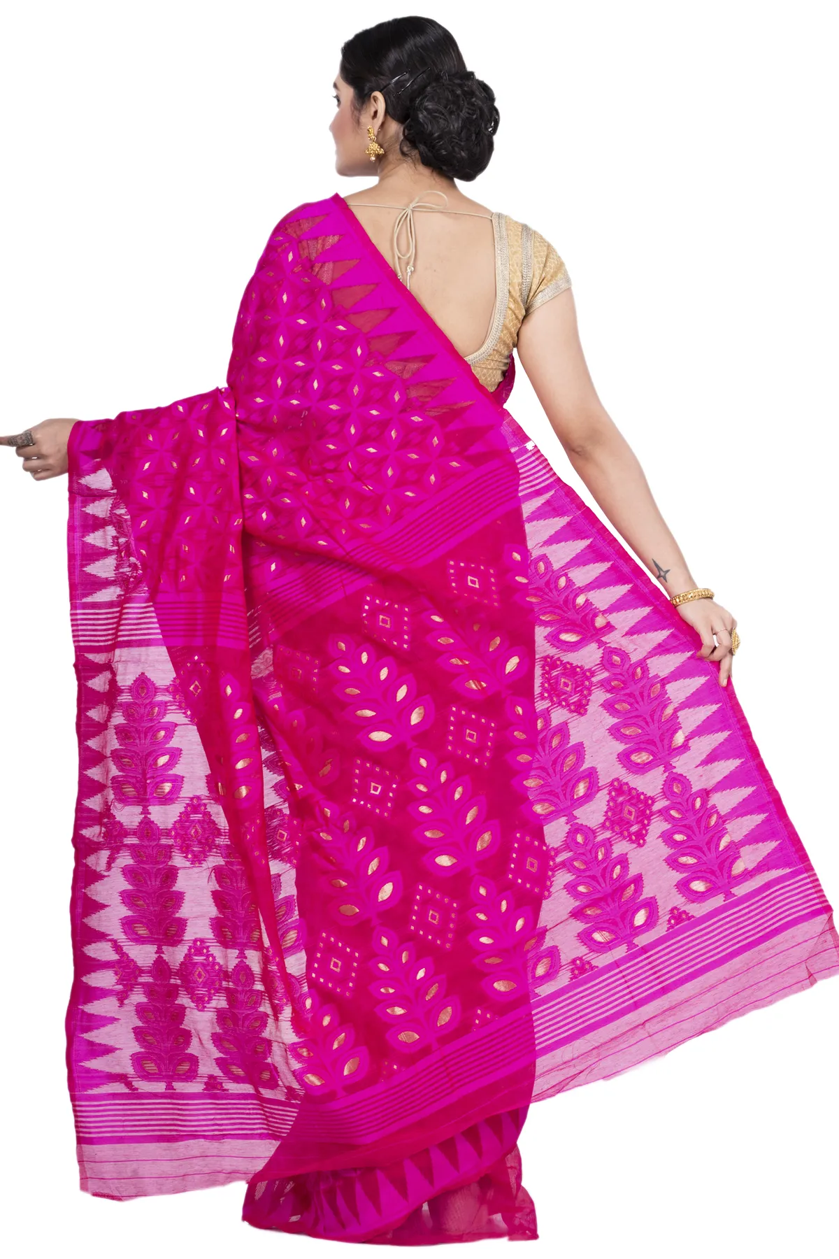 DipDiya Pure Cotton Pink Minakari Jmdni Wrapped in Heritage Jamdani Sarees