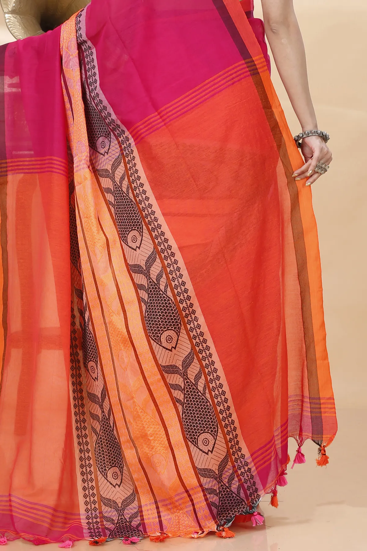 DipDiya Pure Cotton Pink Orange Marine Woven with Tradition Handloom Sarees