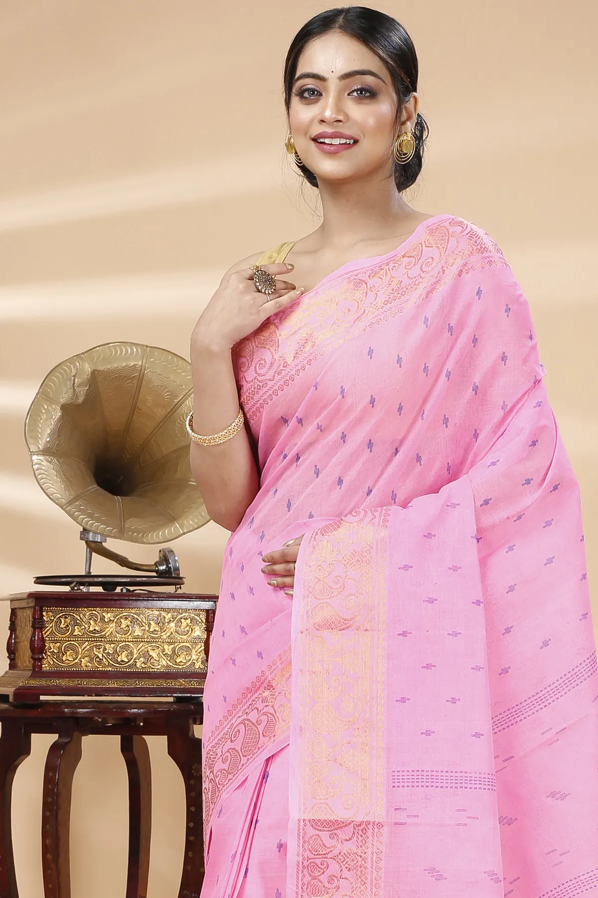 DipDiya Pure Cotton Pink Purvi Handloom Heritage Printed Tant Sarees
