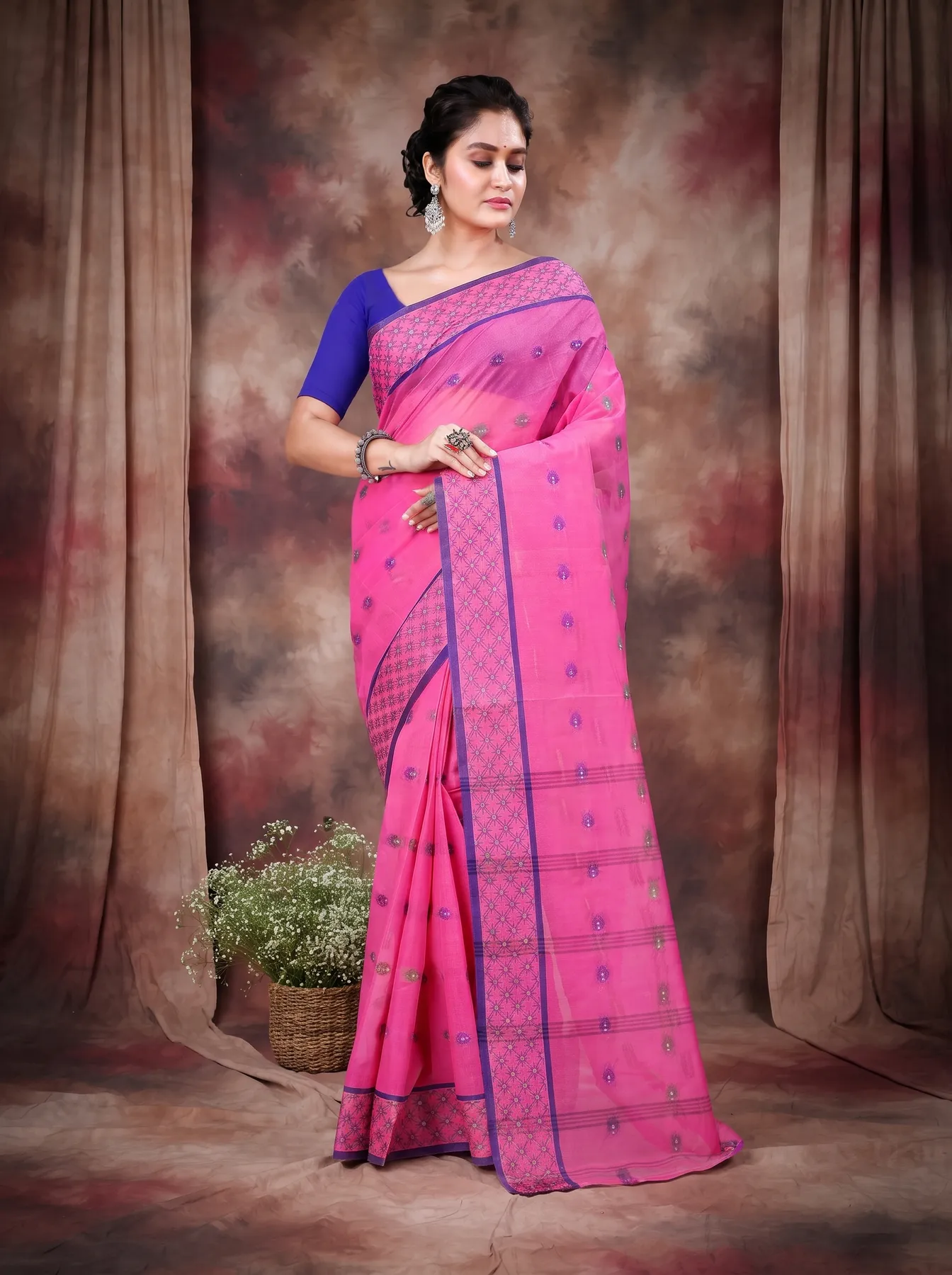 DipDiya Pure Cotton Pink Reese Woven with Tradition Tant Sarees