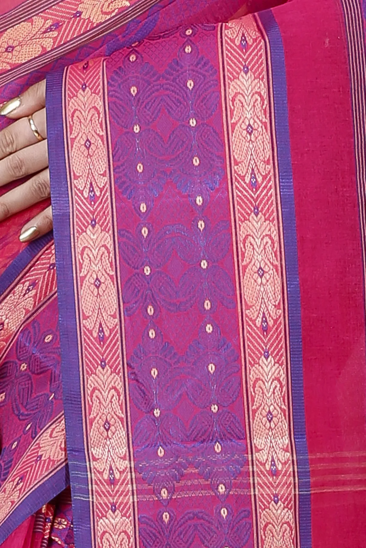DipDiya Pure Cotton Pink Saanvi Desiging Crafted in Bengal Tant Sarees