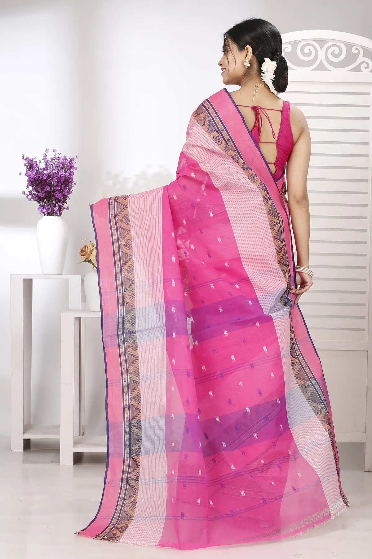 DipDiya Pure Cotton Pink Suto Timeless Bengal Tant Sarees