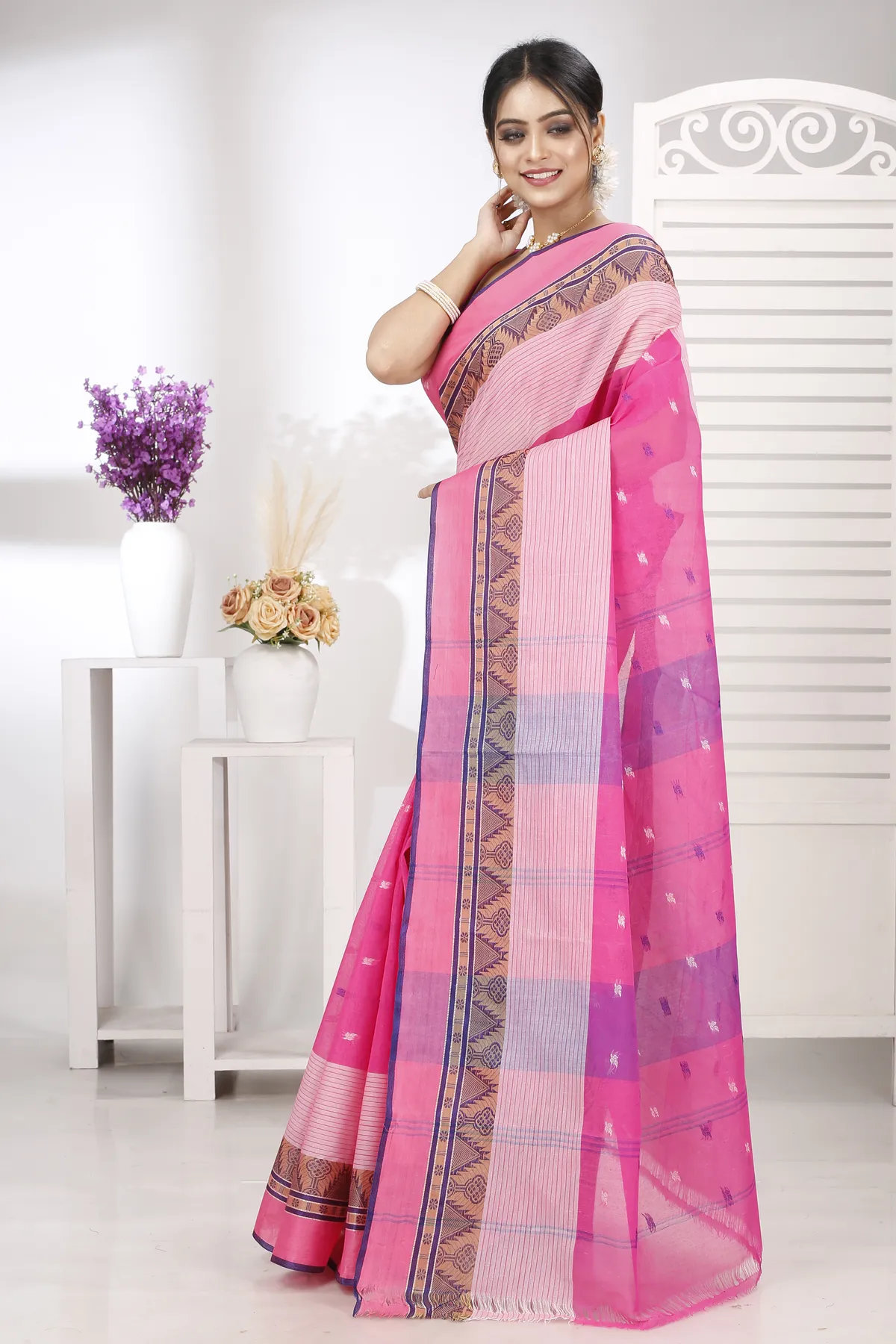 DipDiya Pure Cotton Pink Suto Timeless Bengal Tant Sarees