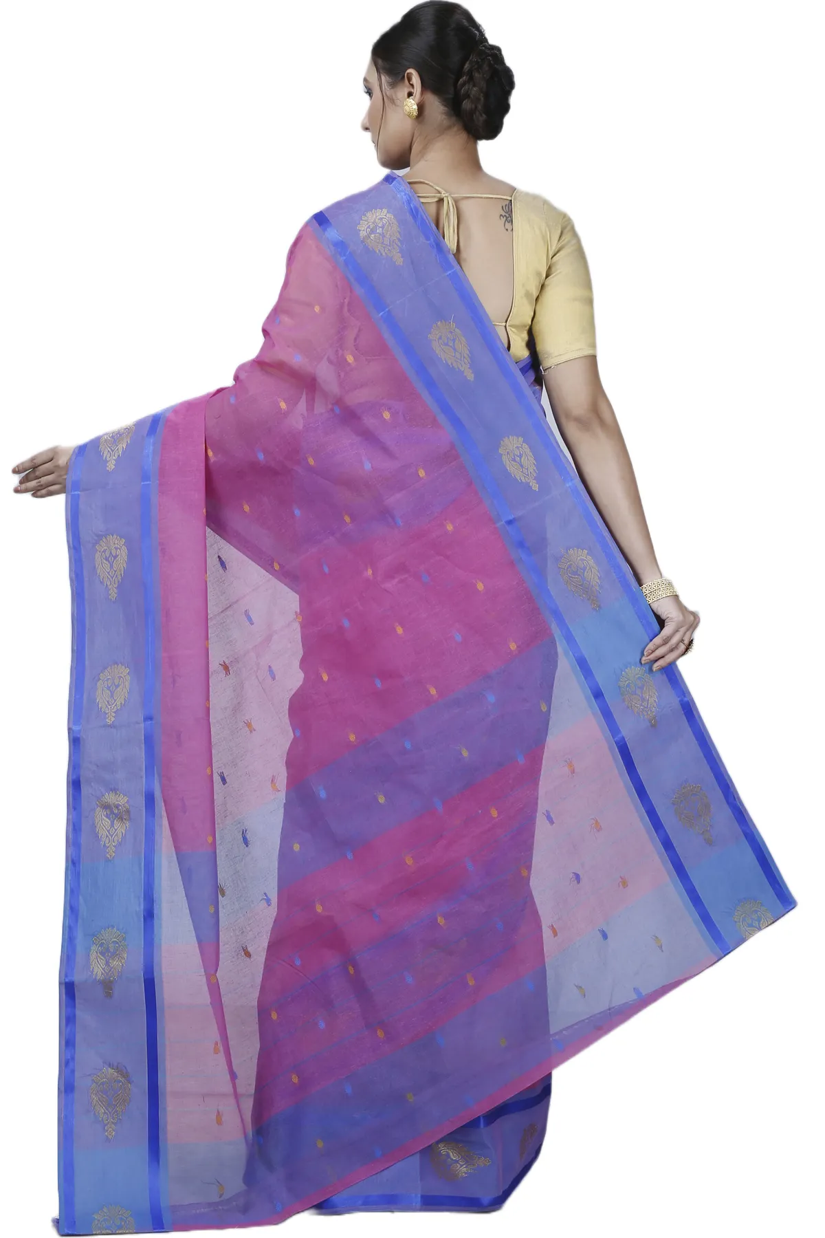 DipDiya Pure Cotton Pink Upala Masterfully Woven Tant Sarees