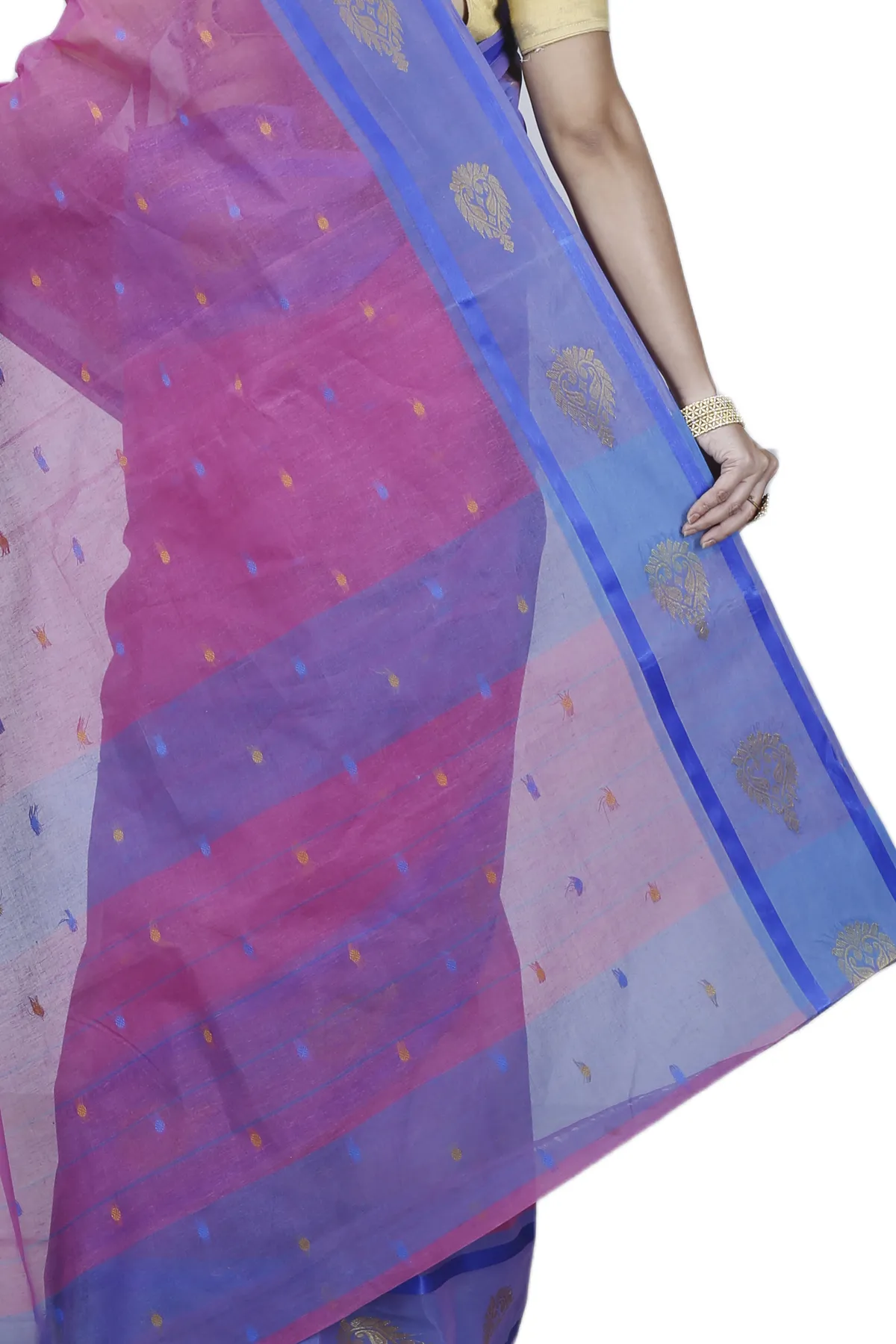 DipDiya Pure Cotton Pink Upala Masterfully Woven Tant Sarees