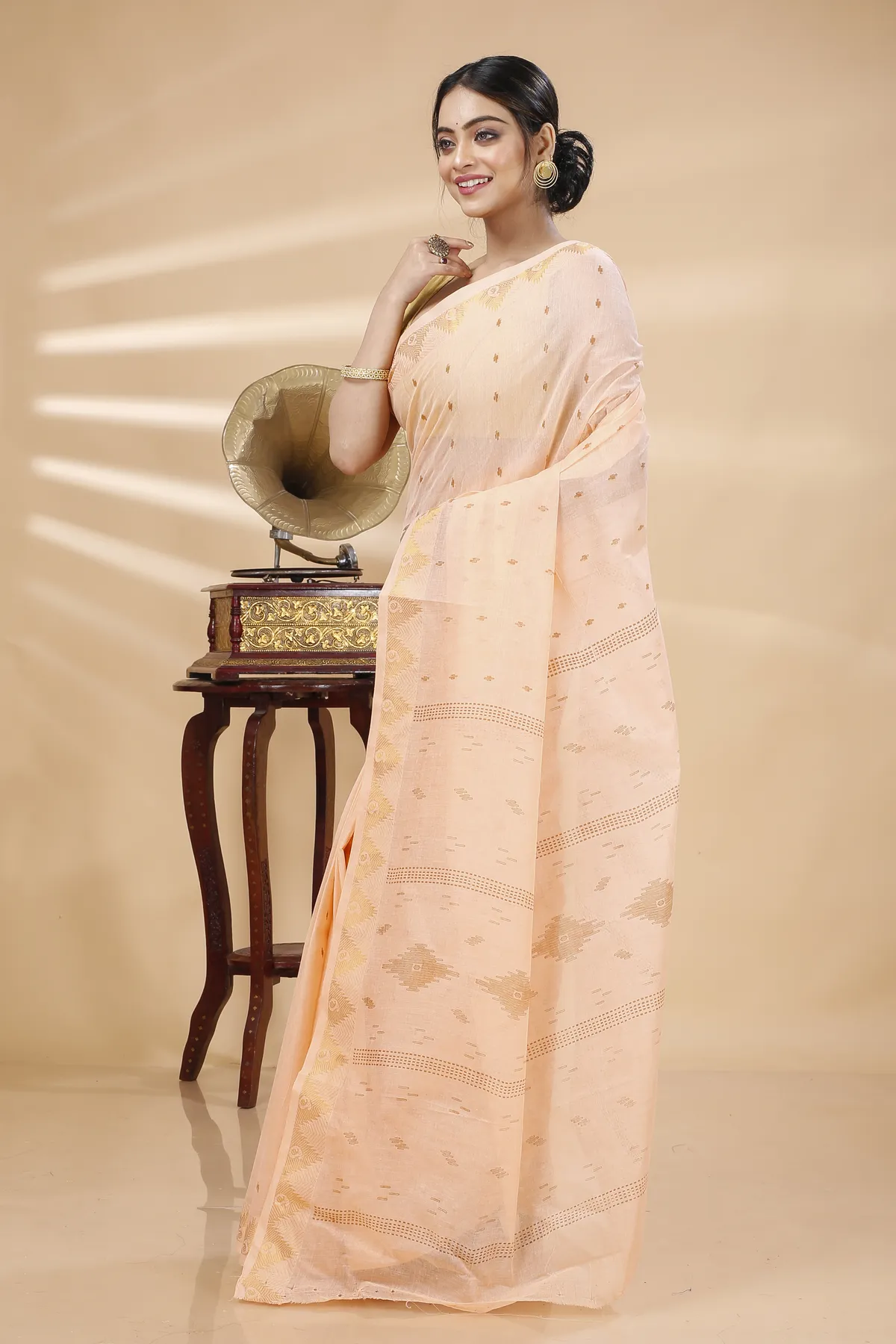 DipDiya Pure Cotton Pitch Porna Timeless Elegance Printed Tant Sarees