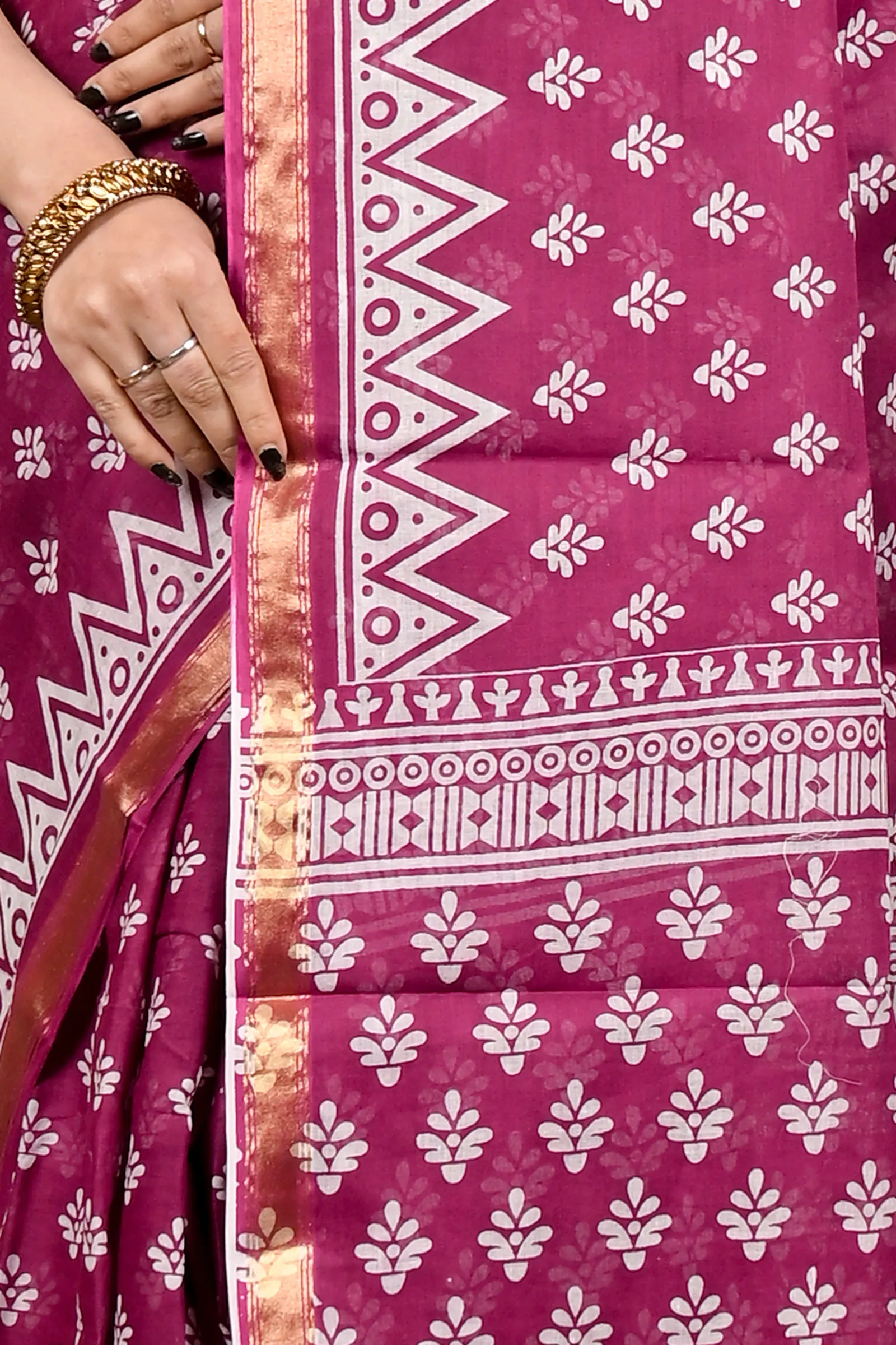 DipDiya Pure Cotton Purpel Febasi Artisan Woven Batik Print Sarees