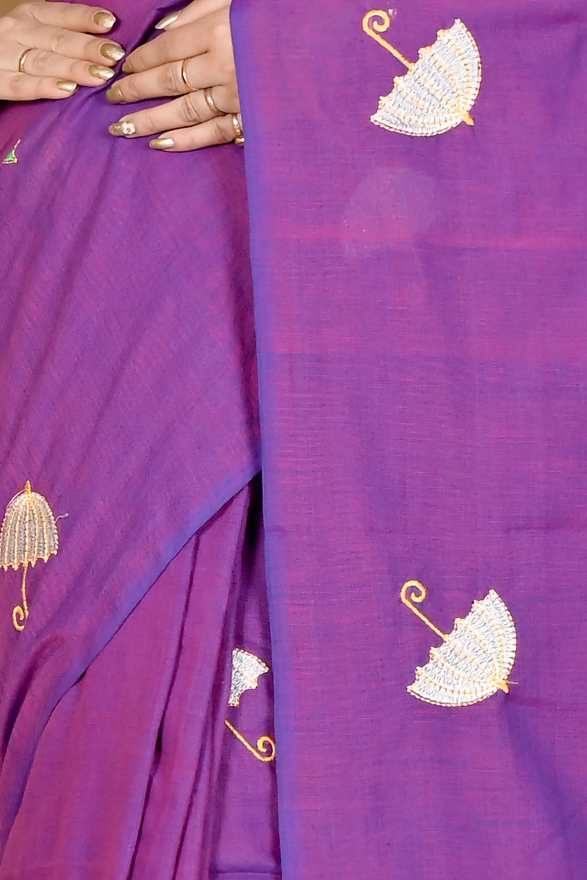 DipDiya Pure Cotton Purple Umber Than A Legacy Woven Embroidery Handloom sarees