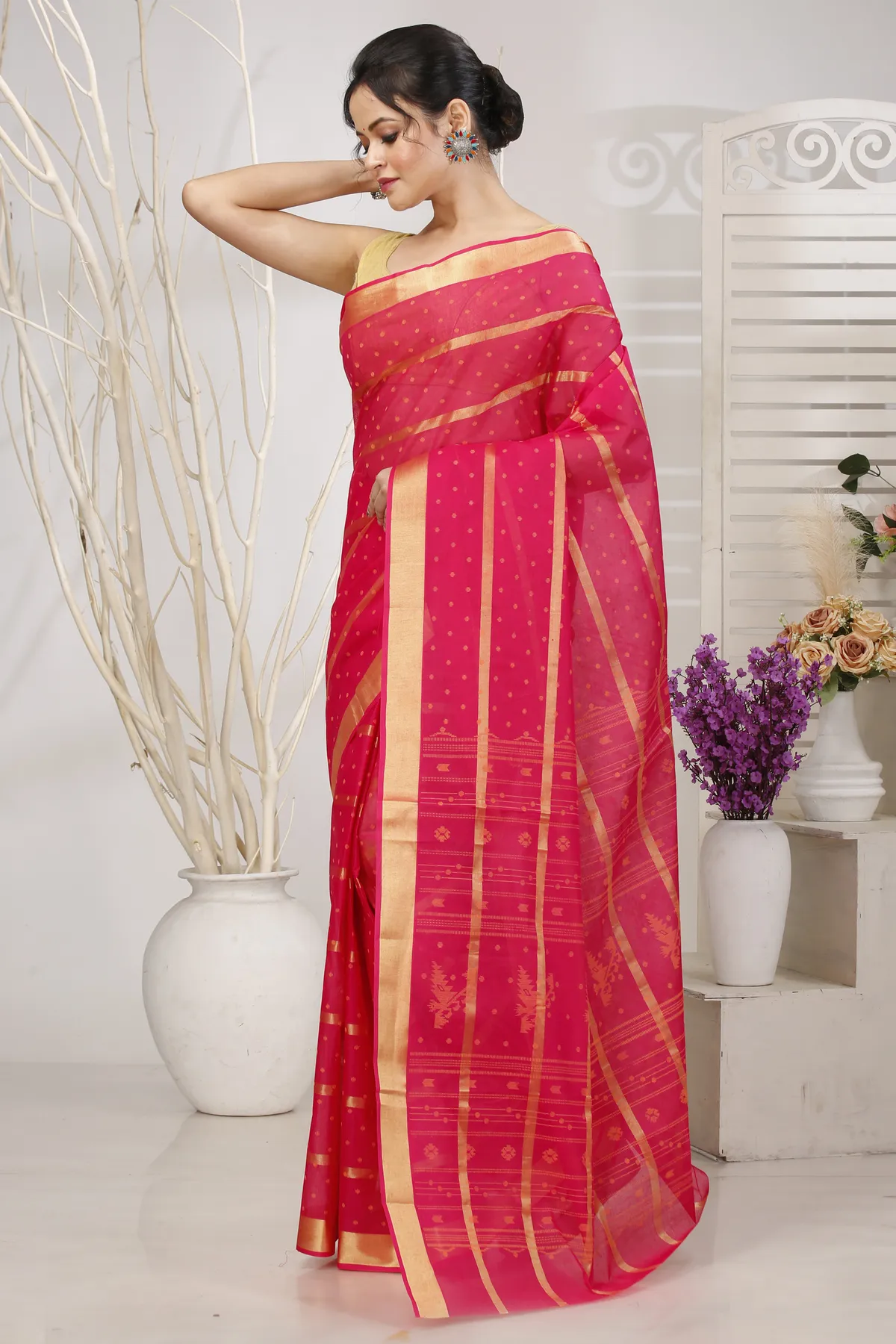 DipDiya Pure Cotton Rani Mera Crafted with Soul Tant Sarees