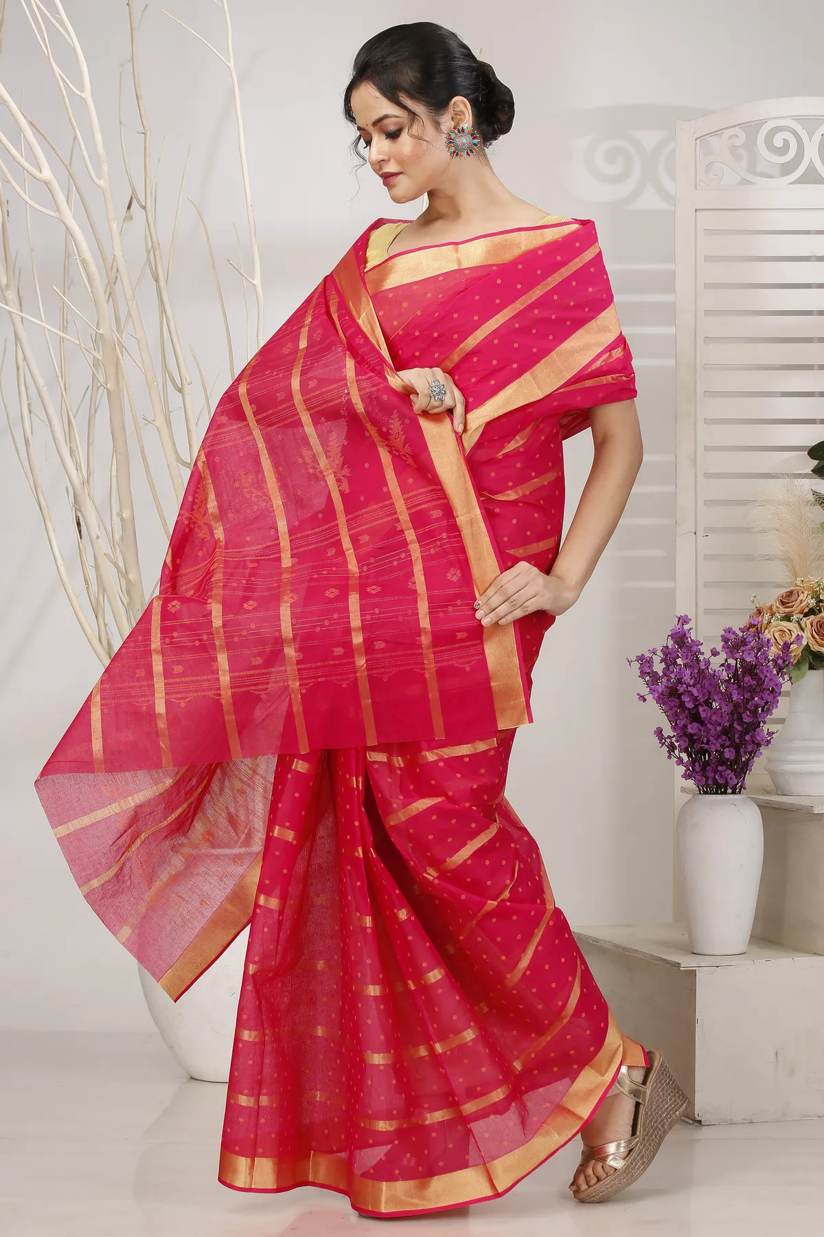 DipDiya Pure Cotton Rani Mera Crafted with Soul Tant Sarees