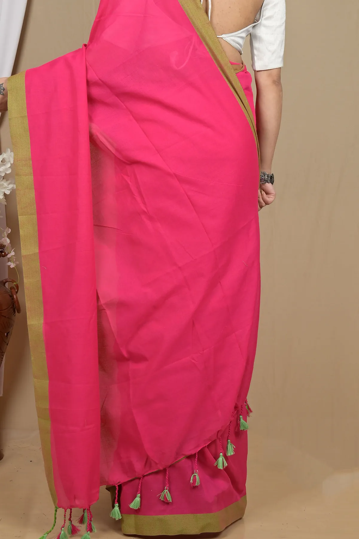 DipDiya Pure Cotton Rani Pink Gittu Bengali Heritage Handloom Sarees