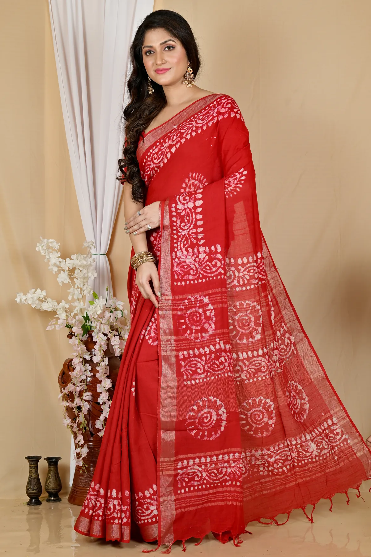 DipDiya Pure Cotton Red Batika Boll Heritage You Can Wear Batik Print Sarees