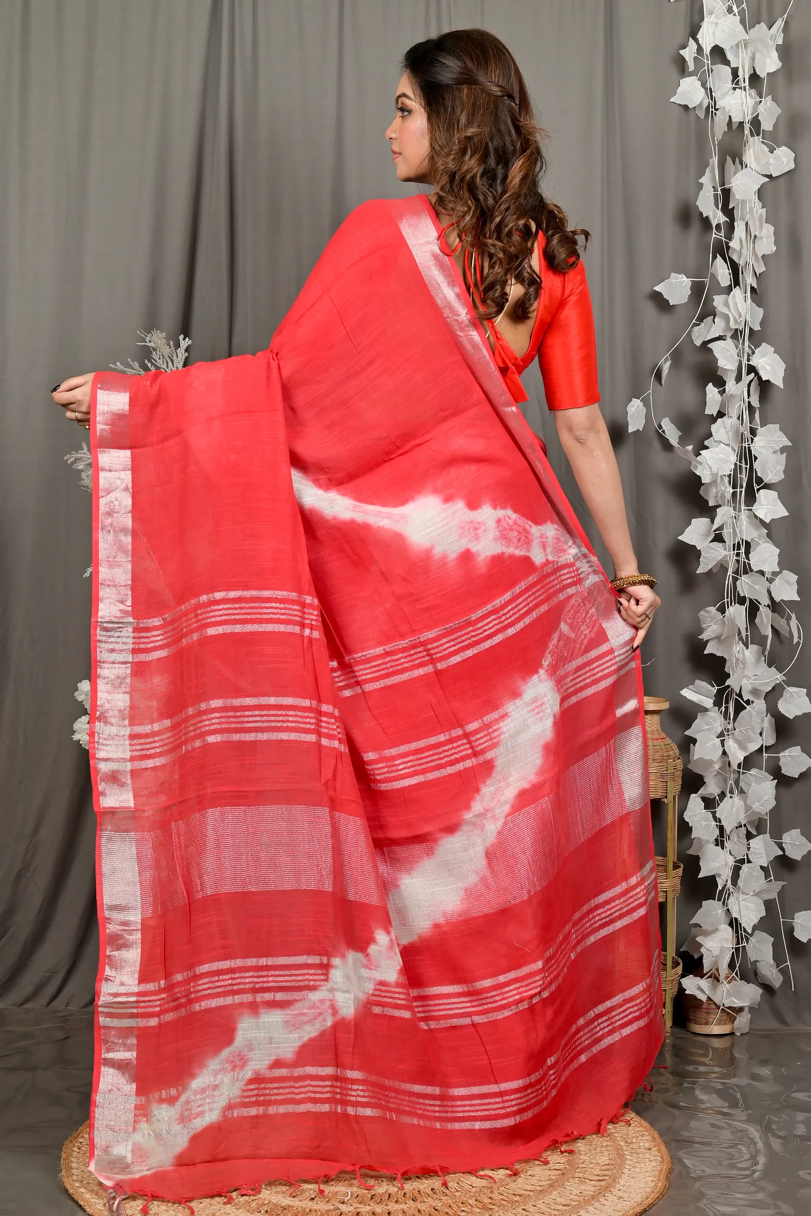 DipDiya Pure Cotton Red Finui Timeless Elegance Handloom Sarees
