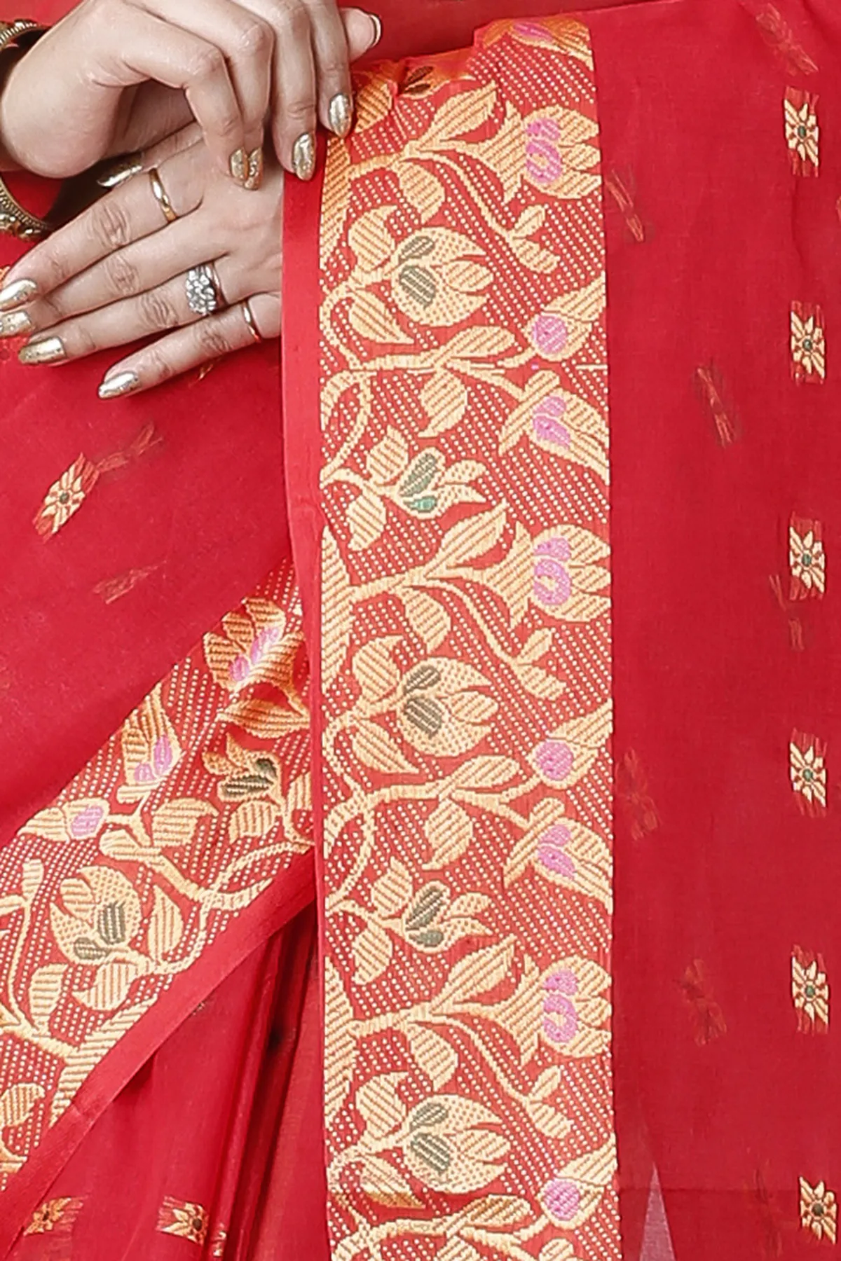 DipDiya Pure Cotton Red Gopika Grace of Bengal Tant Sarees