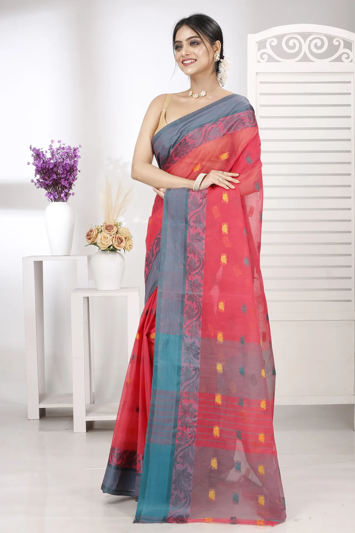 DipDiya Pure Cotton Red Guti Heritage Elegance Tant Sarees