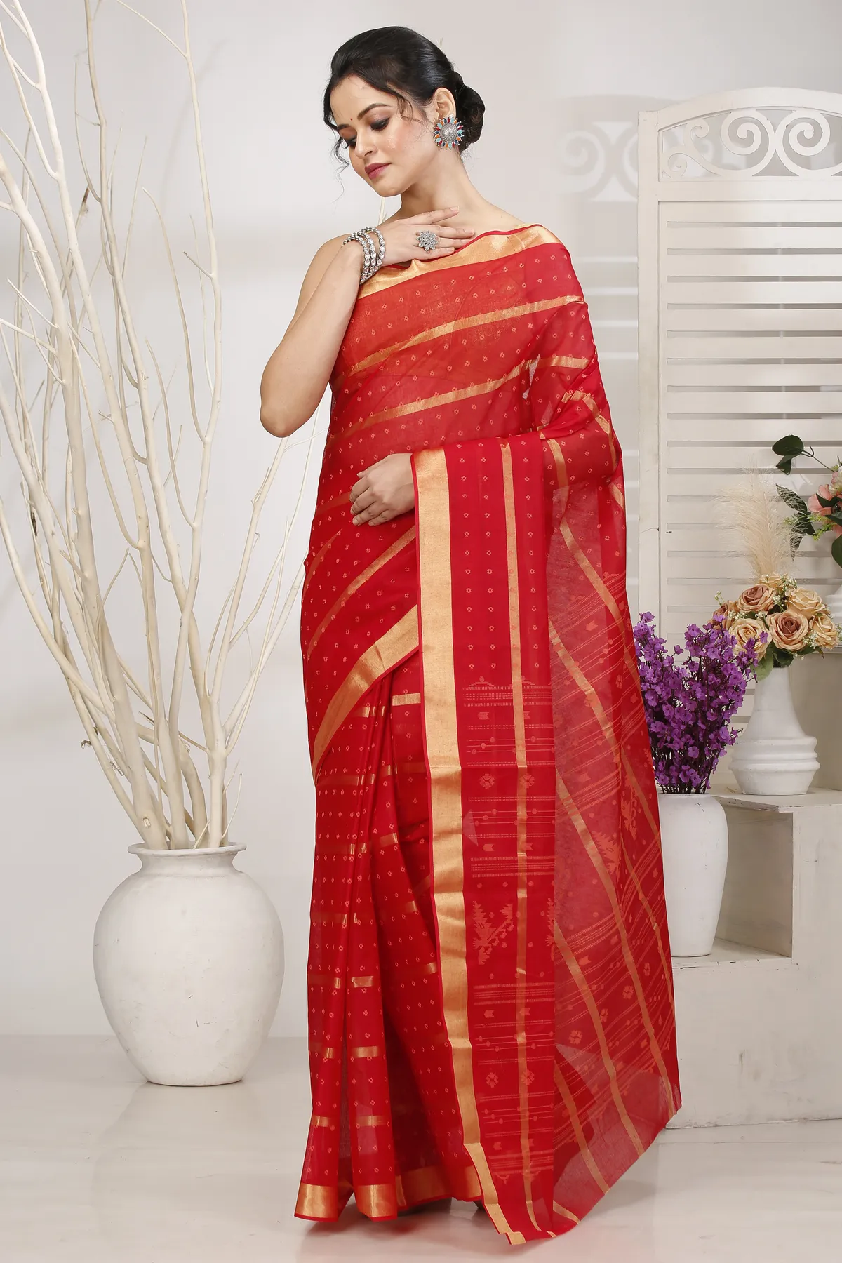 DipDiya Pure Cotton Red Mera Crafted by Artisans Tant Sarees