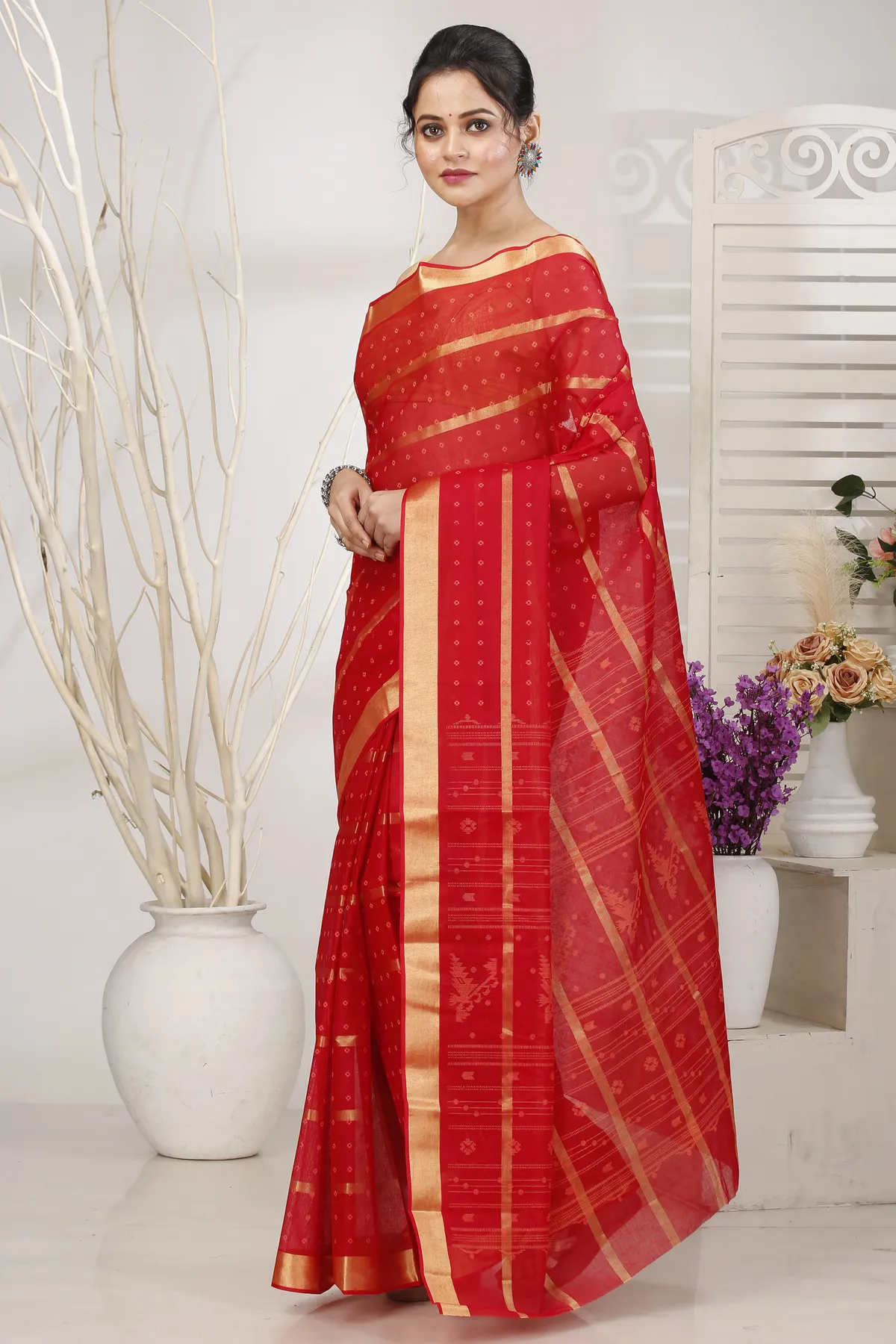 DipDiya Pure Cotton Red Mera Crafted by Artisans Tant Sarees
