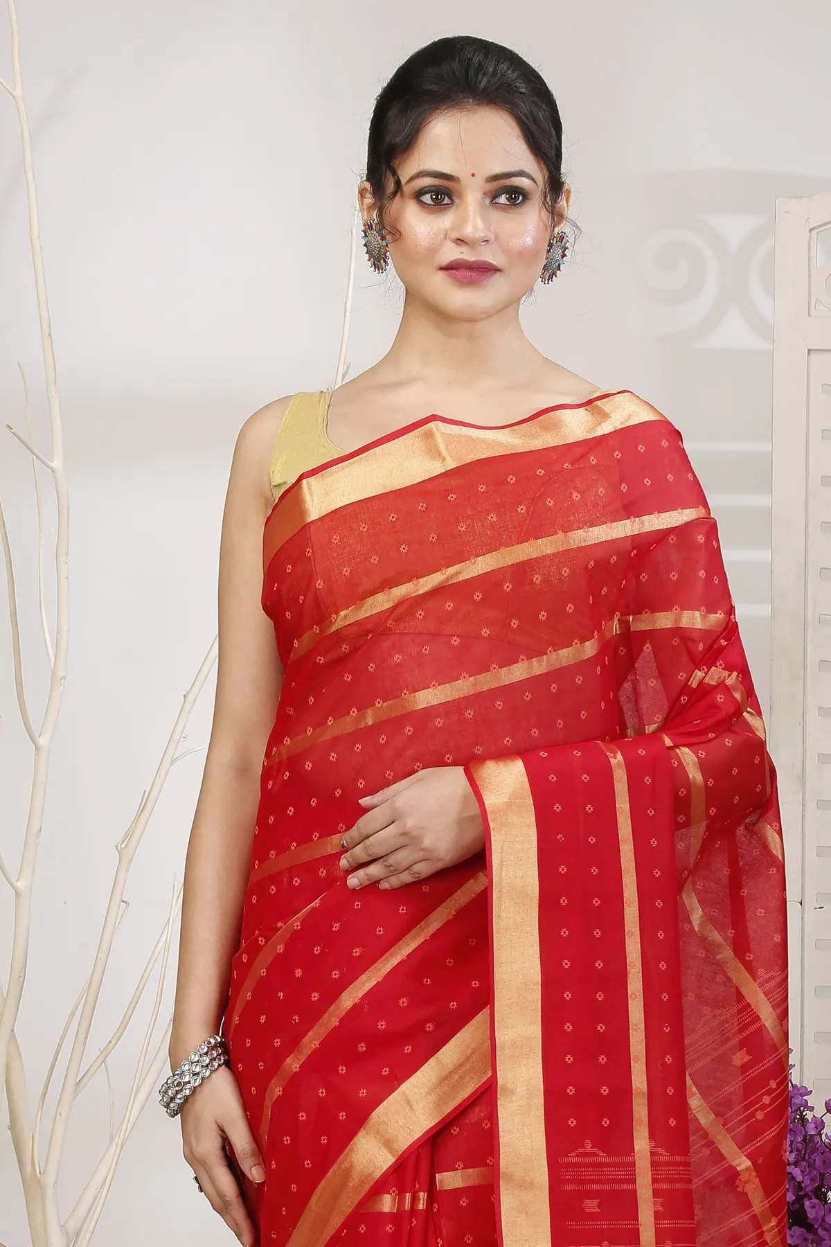 DipDiya Pure Cotton Red Mera Crafted by Artisans Tant Sarees