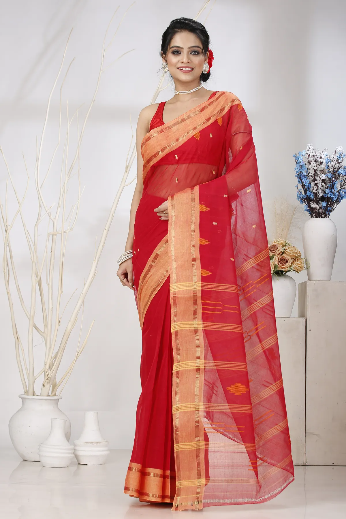 DipDiya Pure Cotton Red Metu Artisan Crafted Tant Sarees