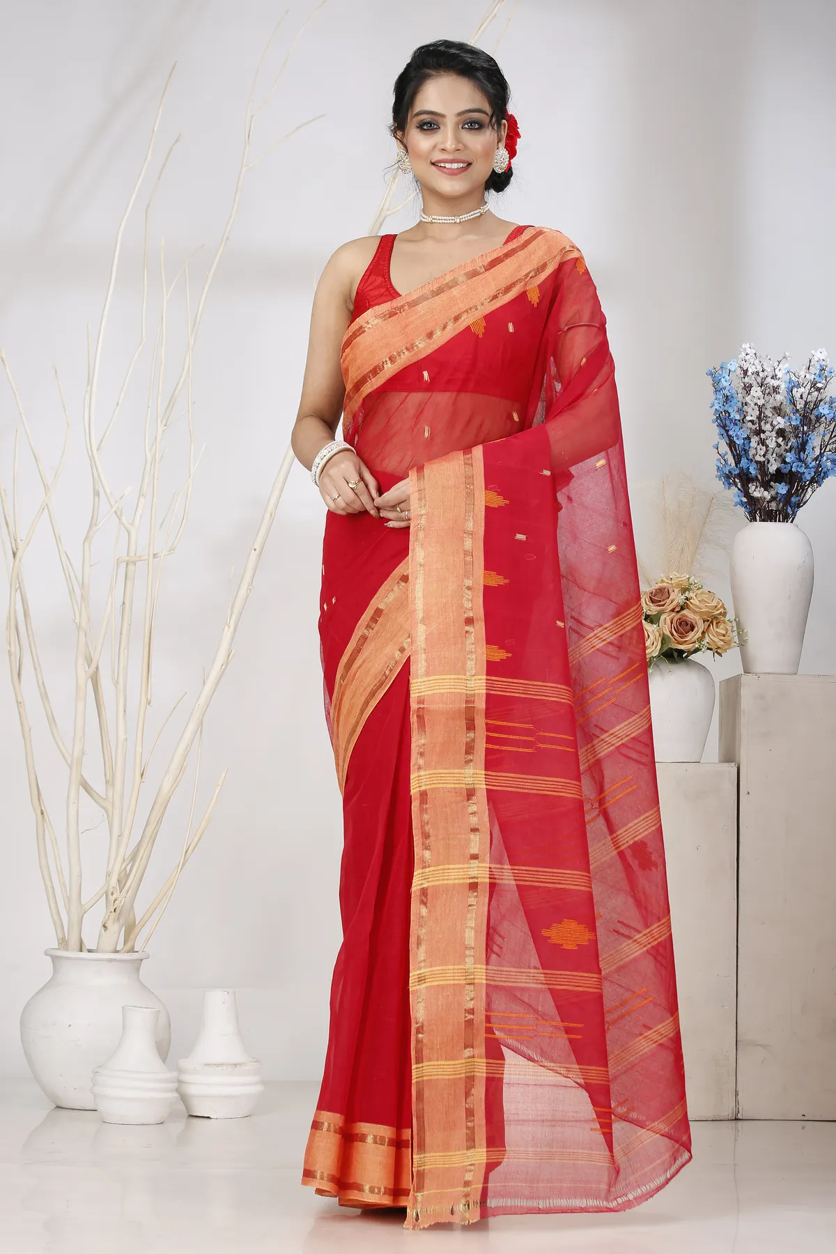 DipDiya Pure Cotton Red Metu Artisan Crafted Tant Sarees