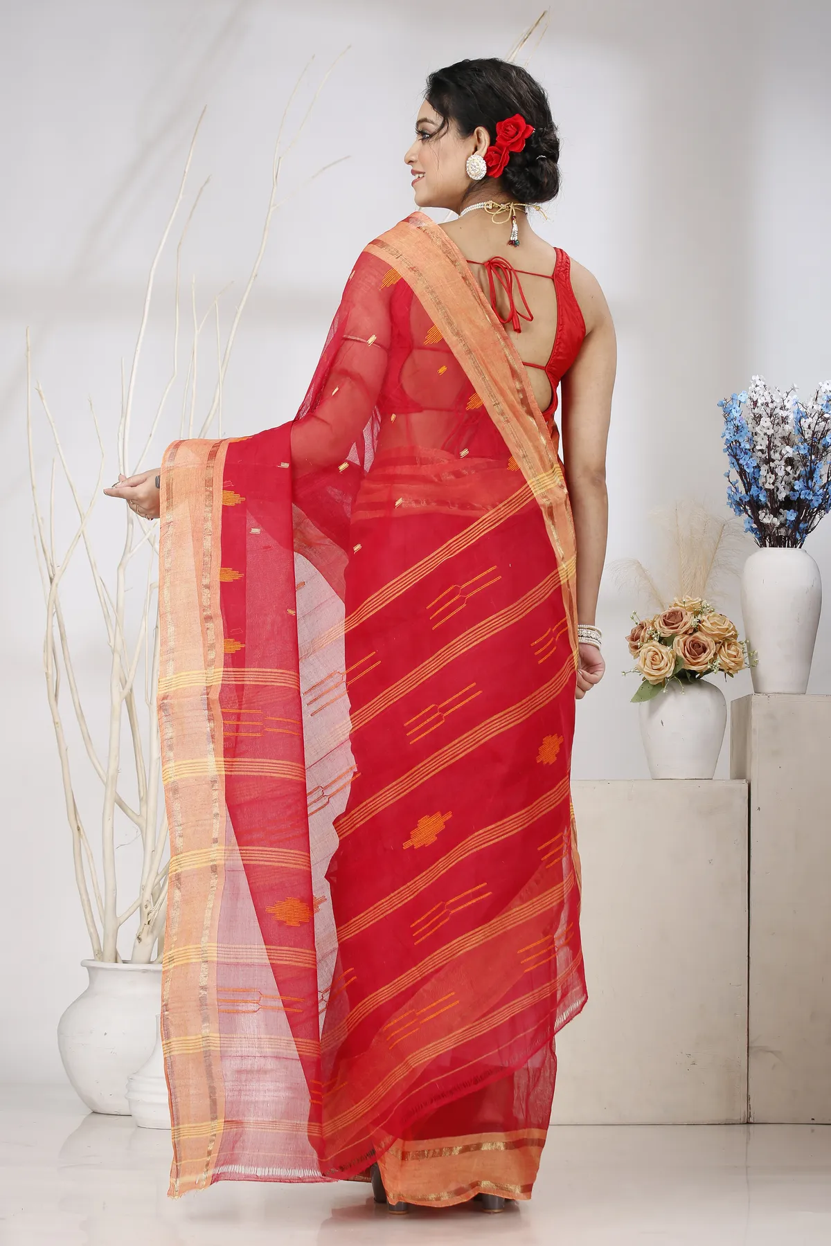 DipDiya Pure Cotton Red Metu Artisan Crafted Tant Sarees