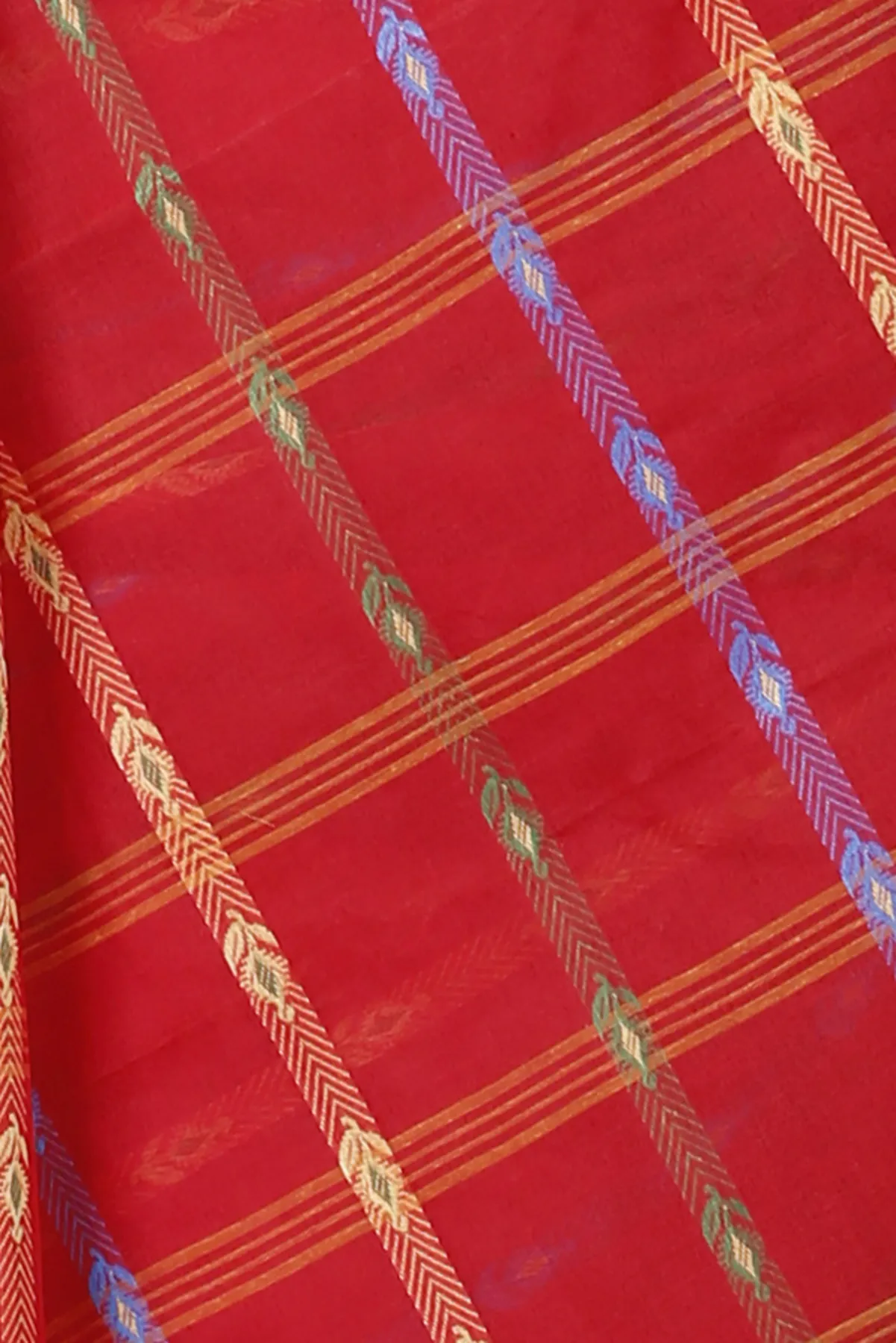 DipDiya Pure Cotton Red Nehan Handloom Heritage Tant Sarees