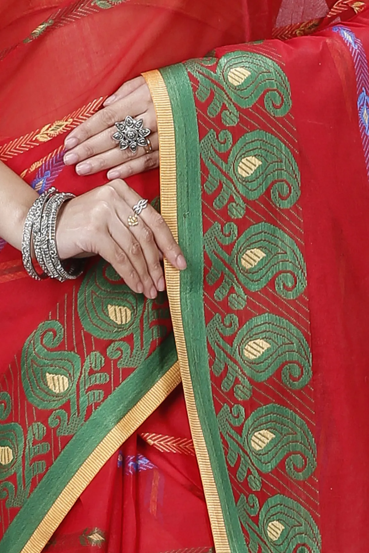 DipDiya Pure Cotton Red Nehan Handloom Heritage Tant Sarees