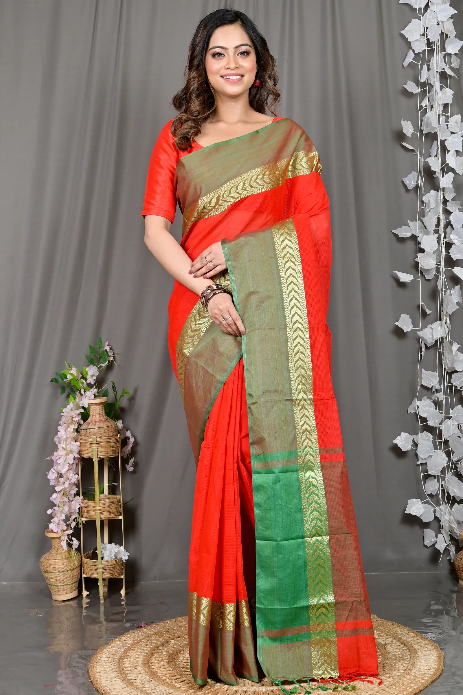 DipDiya Pure Cotton Red Parvin Woven by Hand Tant Sarees