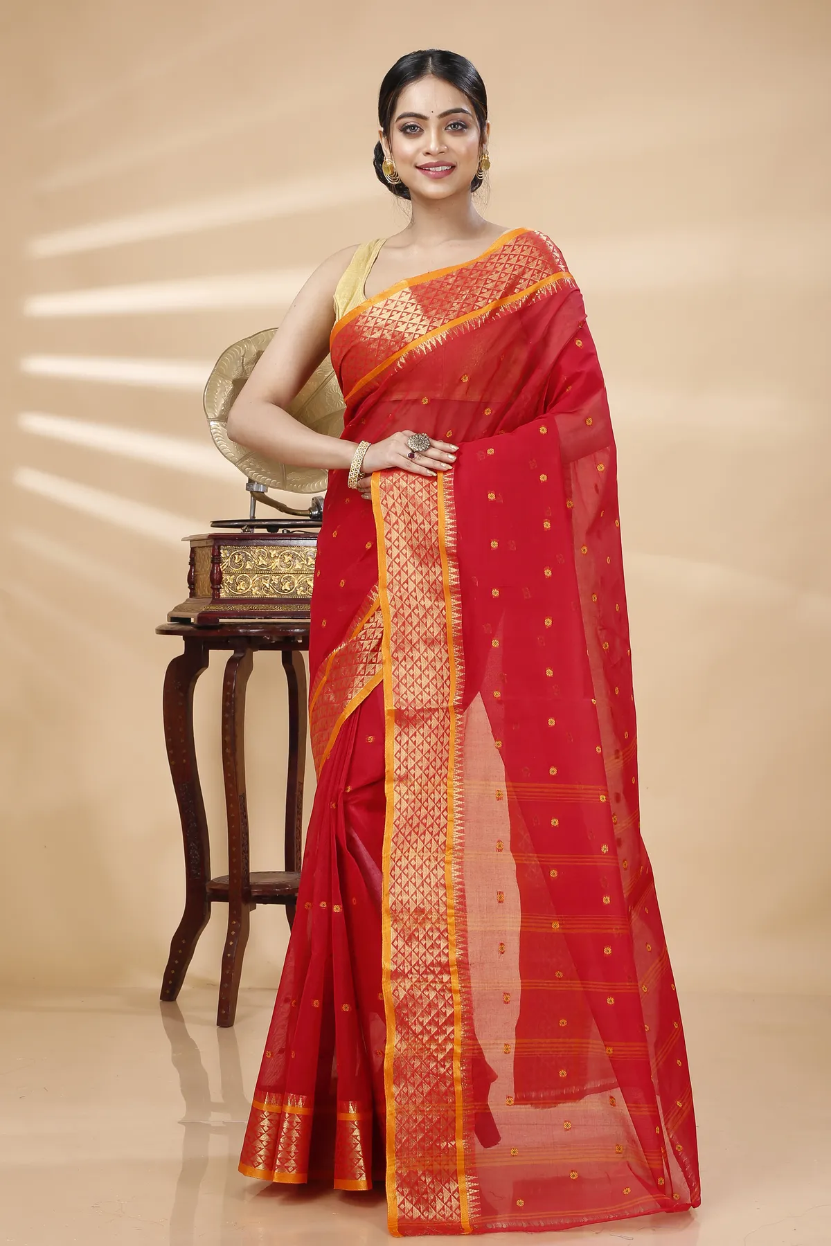 DipDiya Pure Cotton Red Peral Crafted with Soul Tant Sarees