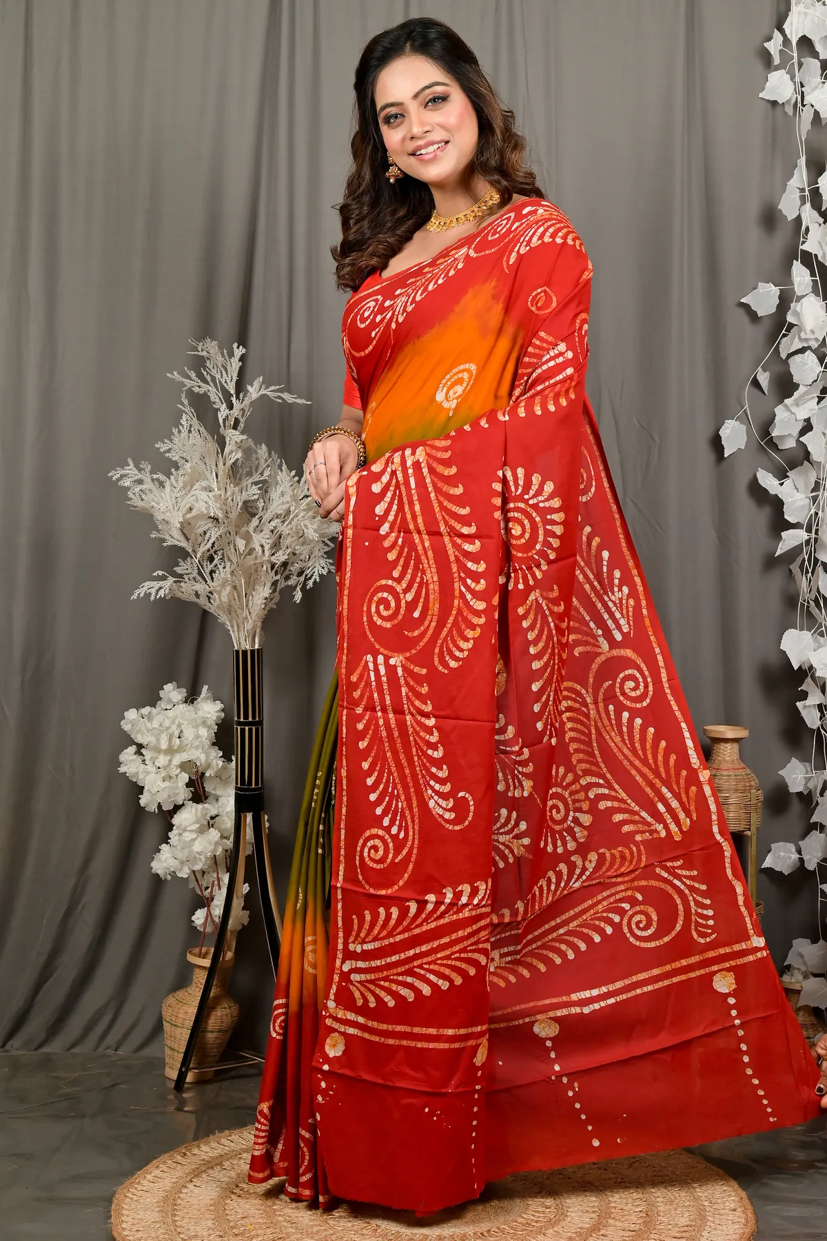 DipDiya Pure Cotton Red Pihu Heritage Elegance Batik Print Sarees