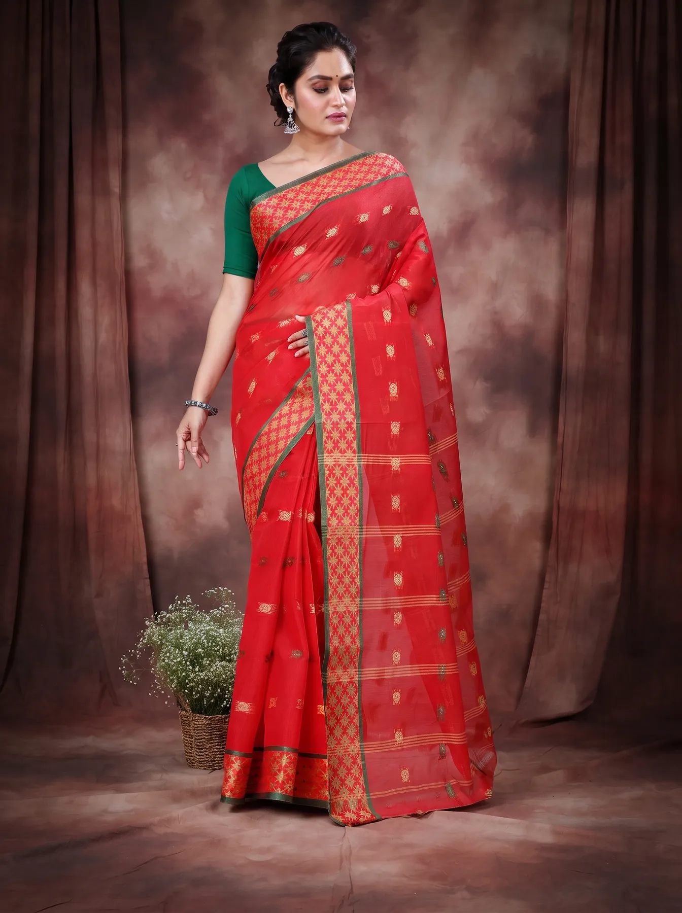 DipDiya Pure Cotton Red Reese Woven by Hand Tant Sarees