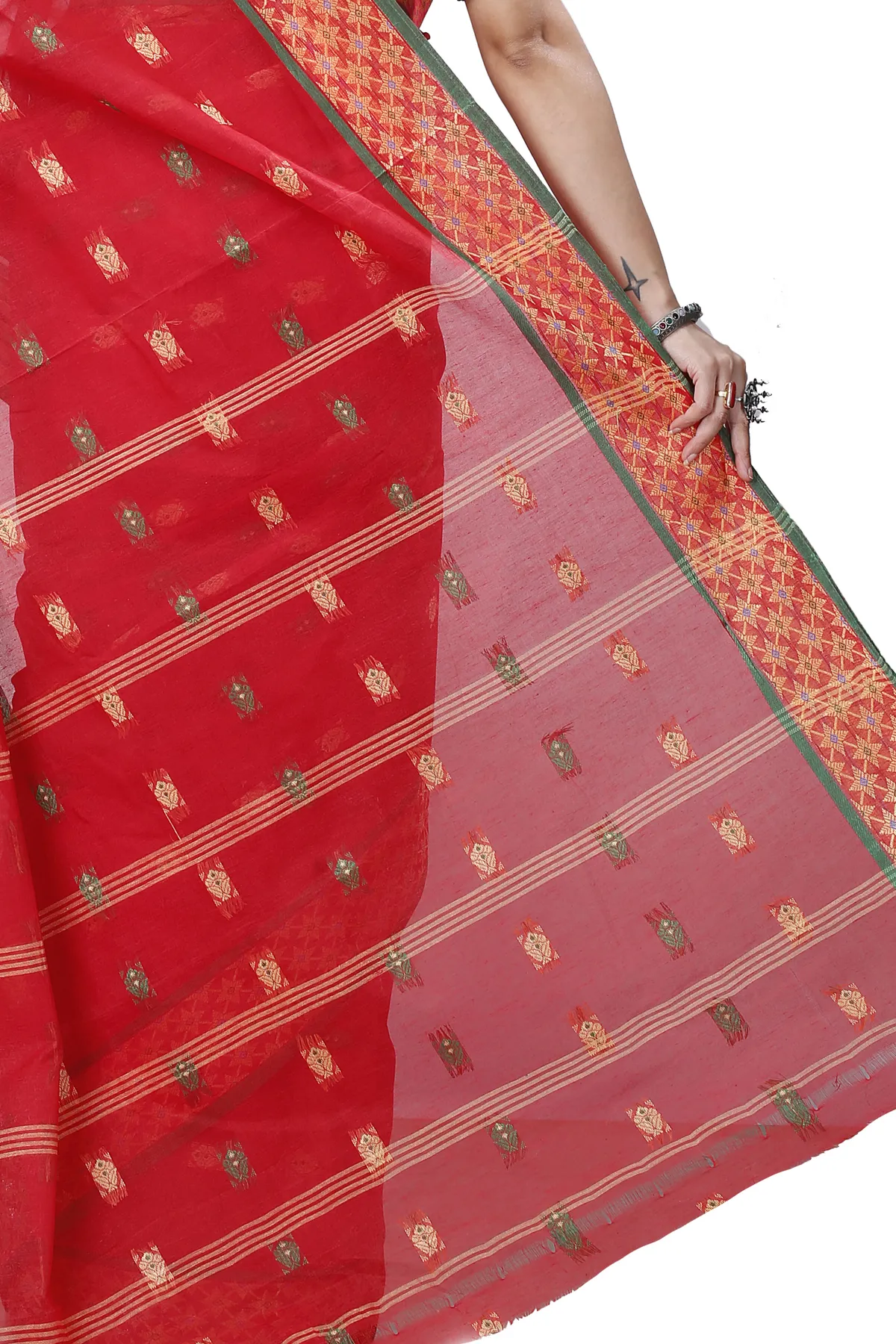 DipDiya Pure Cotton Red Reese Woven by Hand Tant Sarees