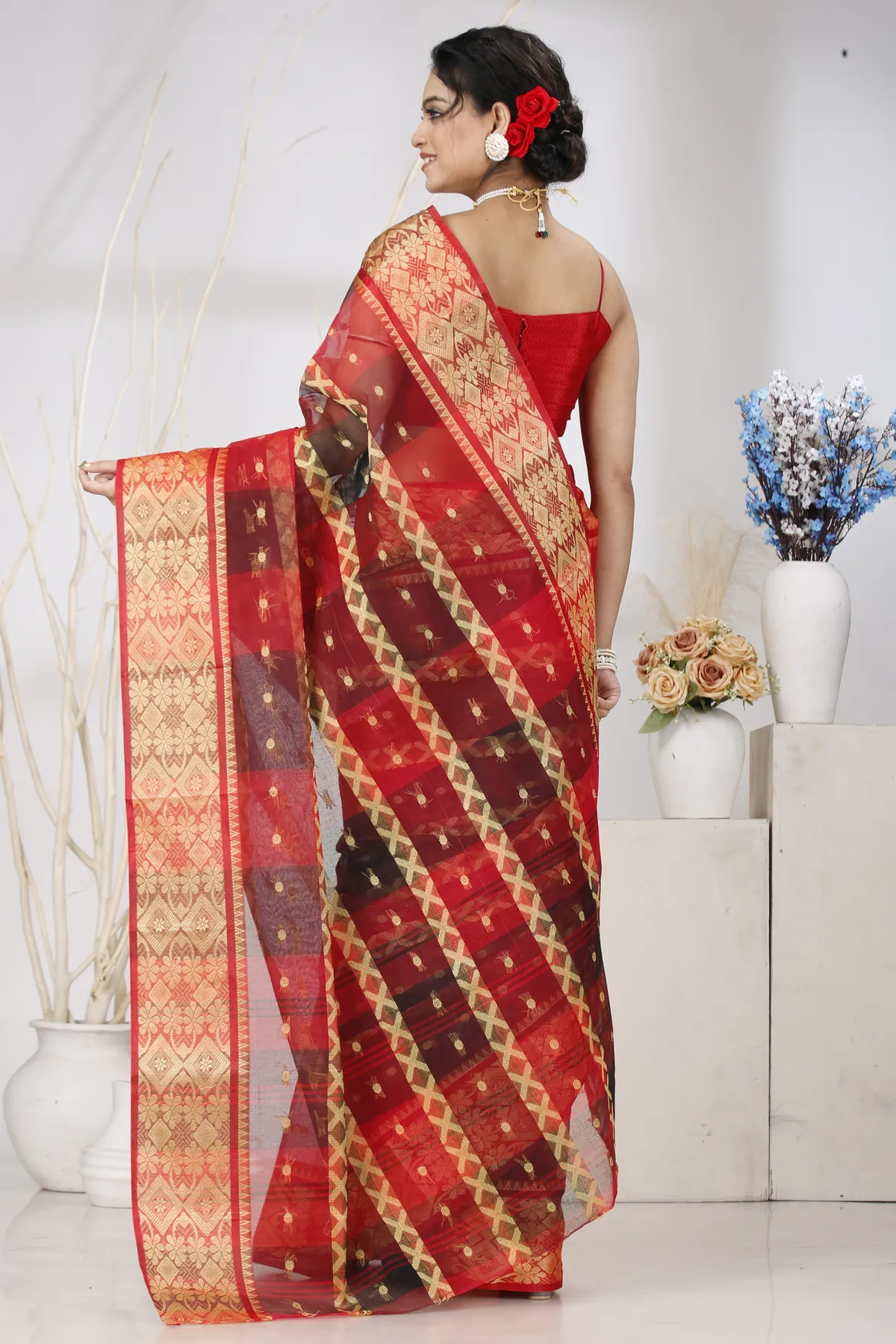 DipDiya Pure Cotton Red SonaJhuri Desiging Handloom Heritage Tant Sarees