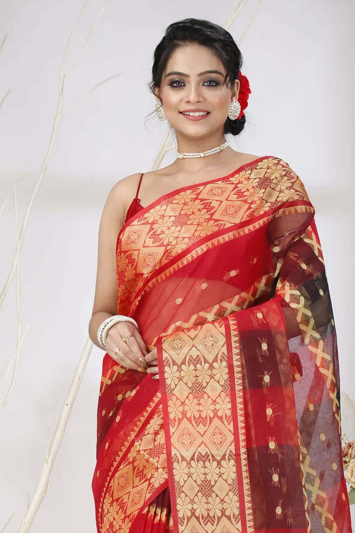 DipDiya Pure Cotton Red SonaJhuri Desiging Handloom Heritage Tant Sarees