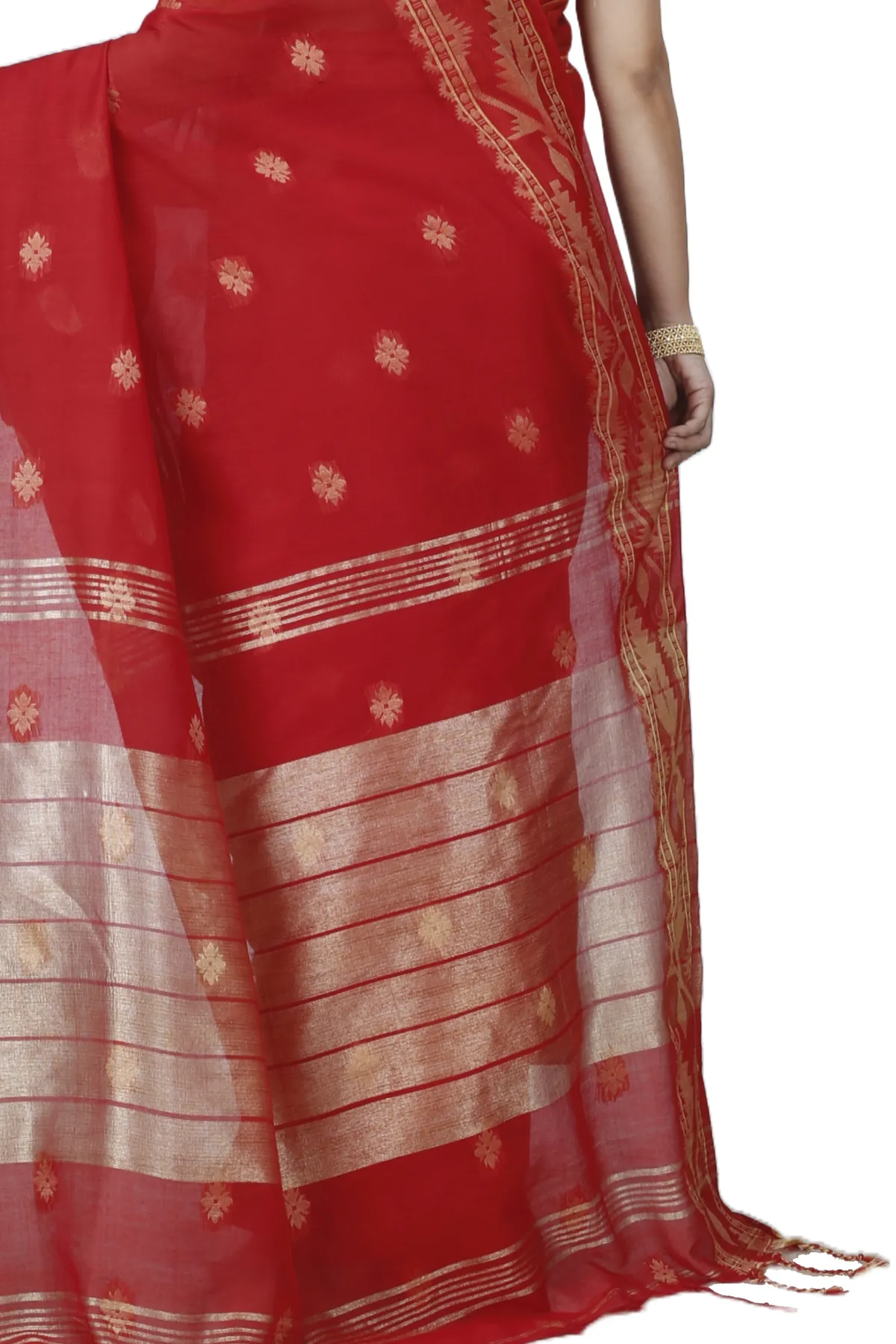 DipDiya Pure Cotton Red Tuma Traditional Elegance Handloom Sarees