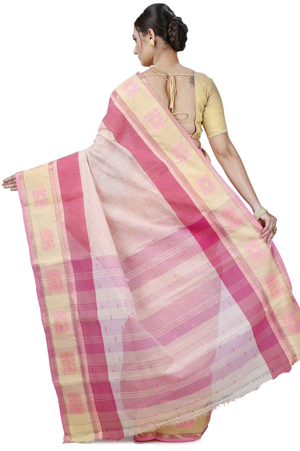 DipDiya Pure Cotton Red Uma Crafted by Artisans Tant Sarees